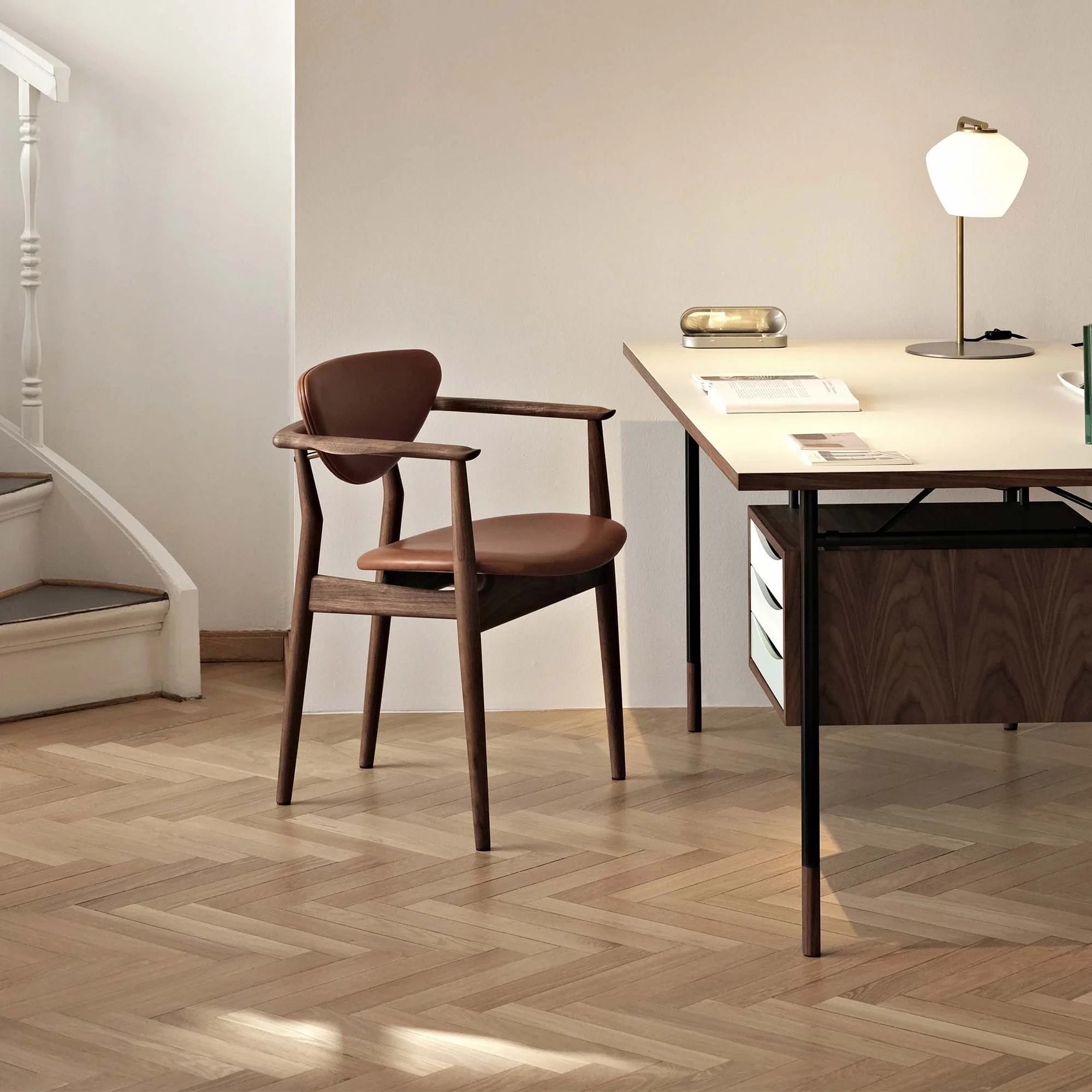 109 Armchair - Image 7