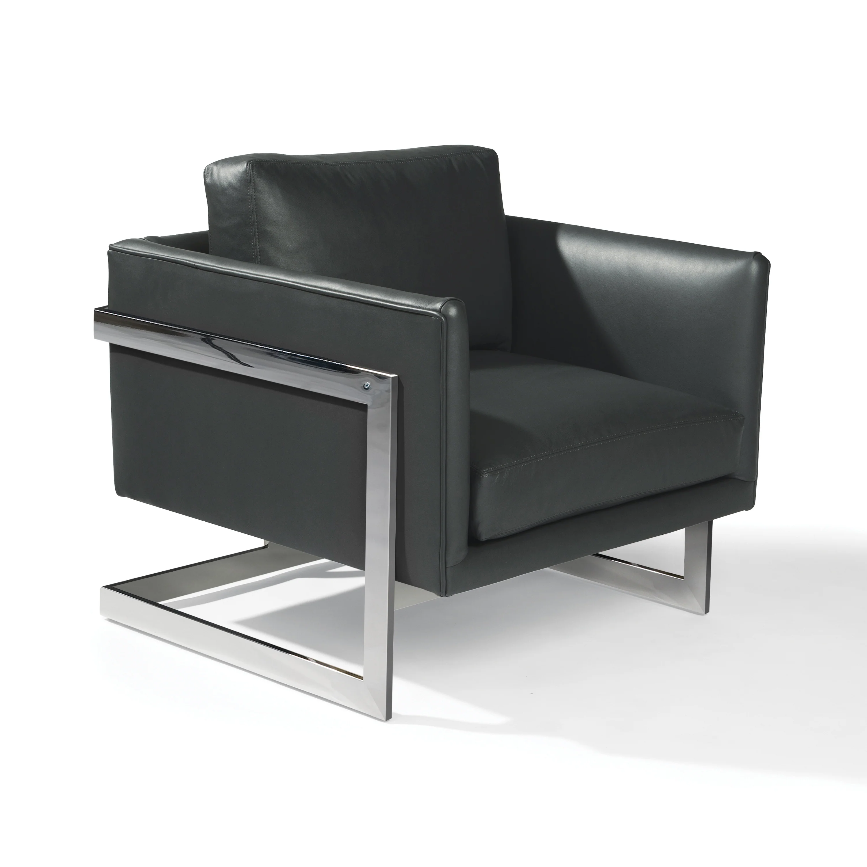 989 Design Classic Lounge Chair - Image 33