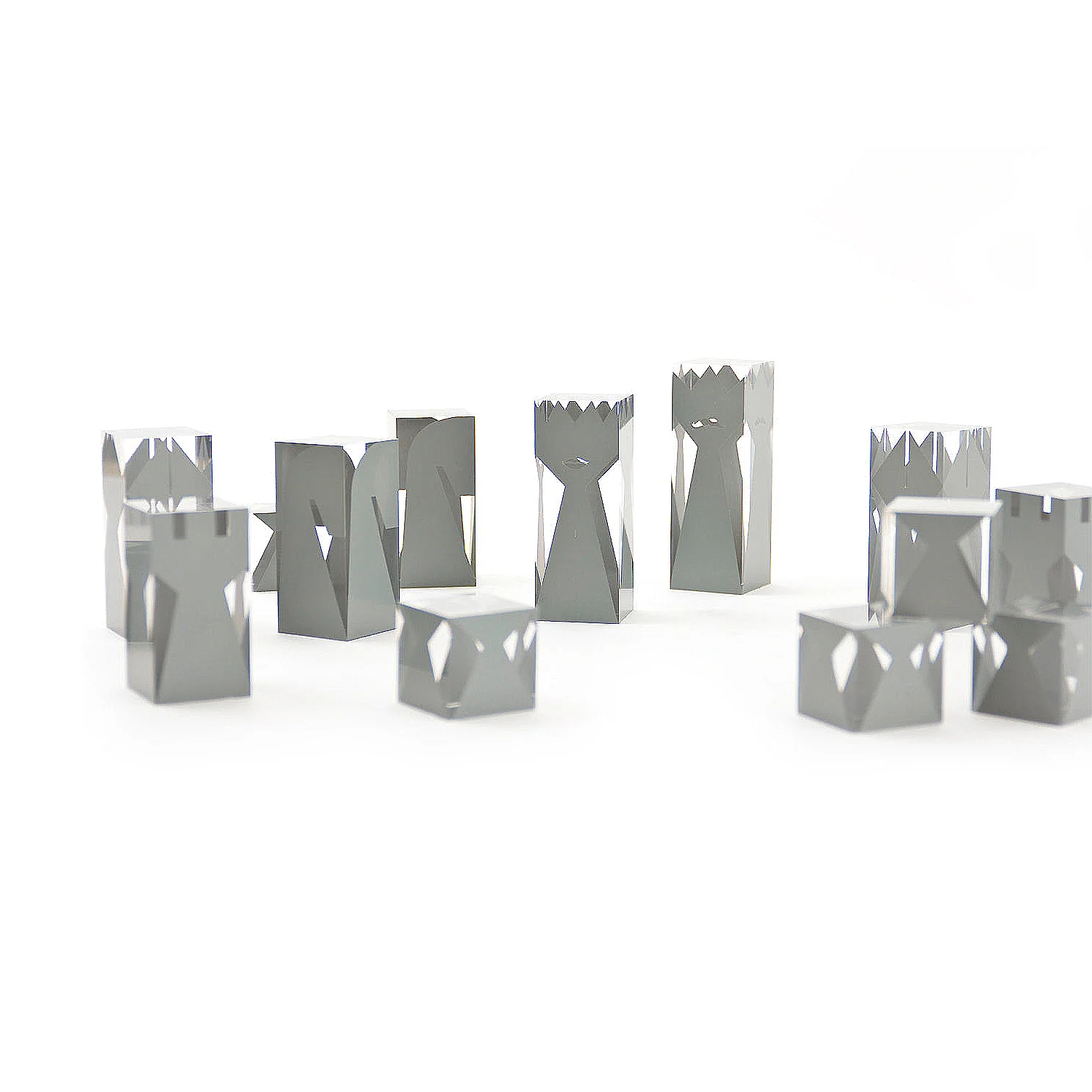 Acrylic Chess Set - Image 7