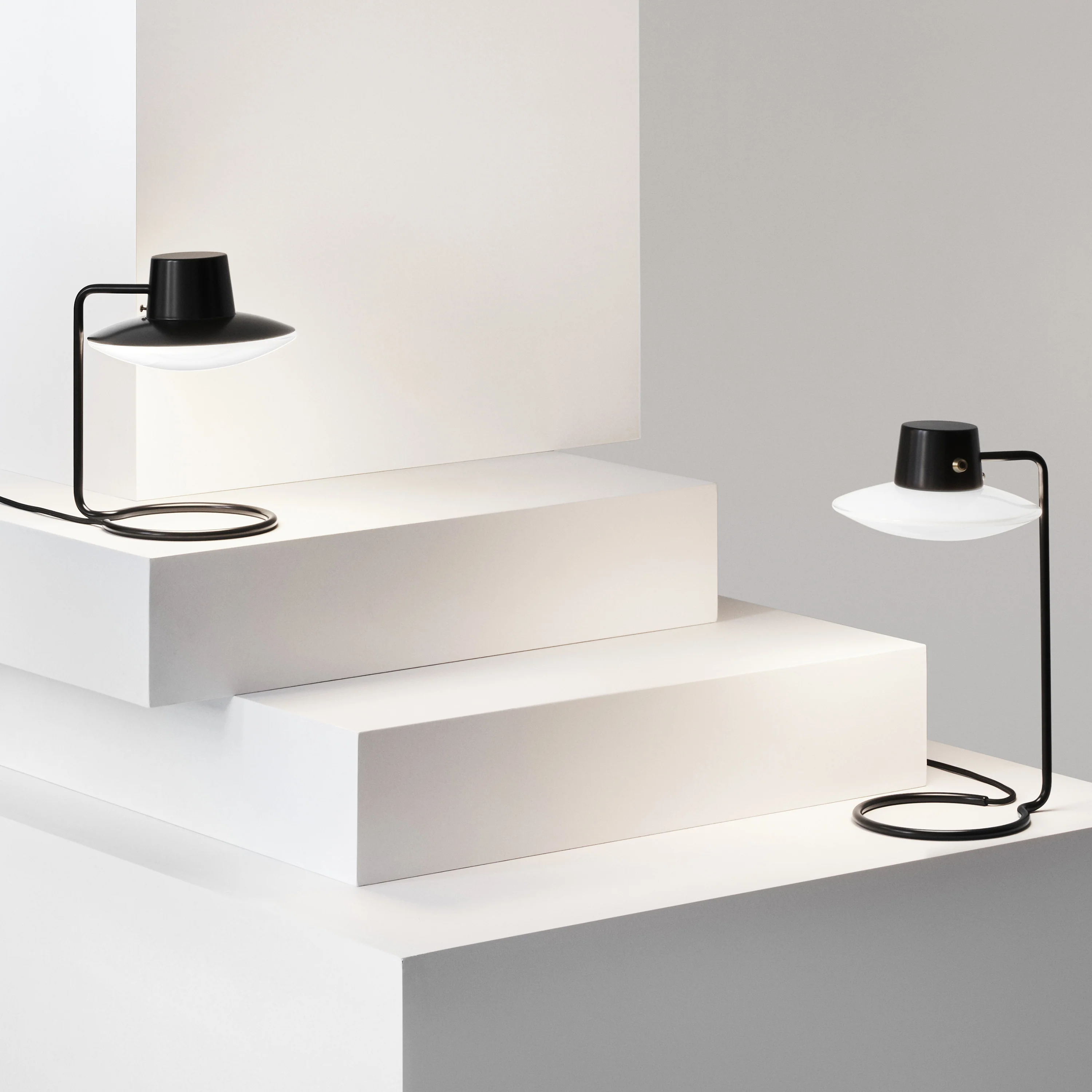 AJ Oxford Table Lamp - Image 10
