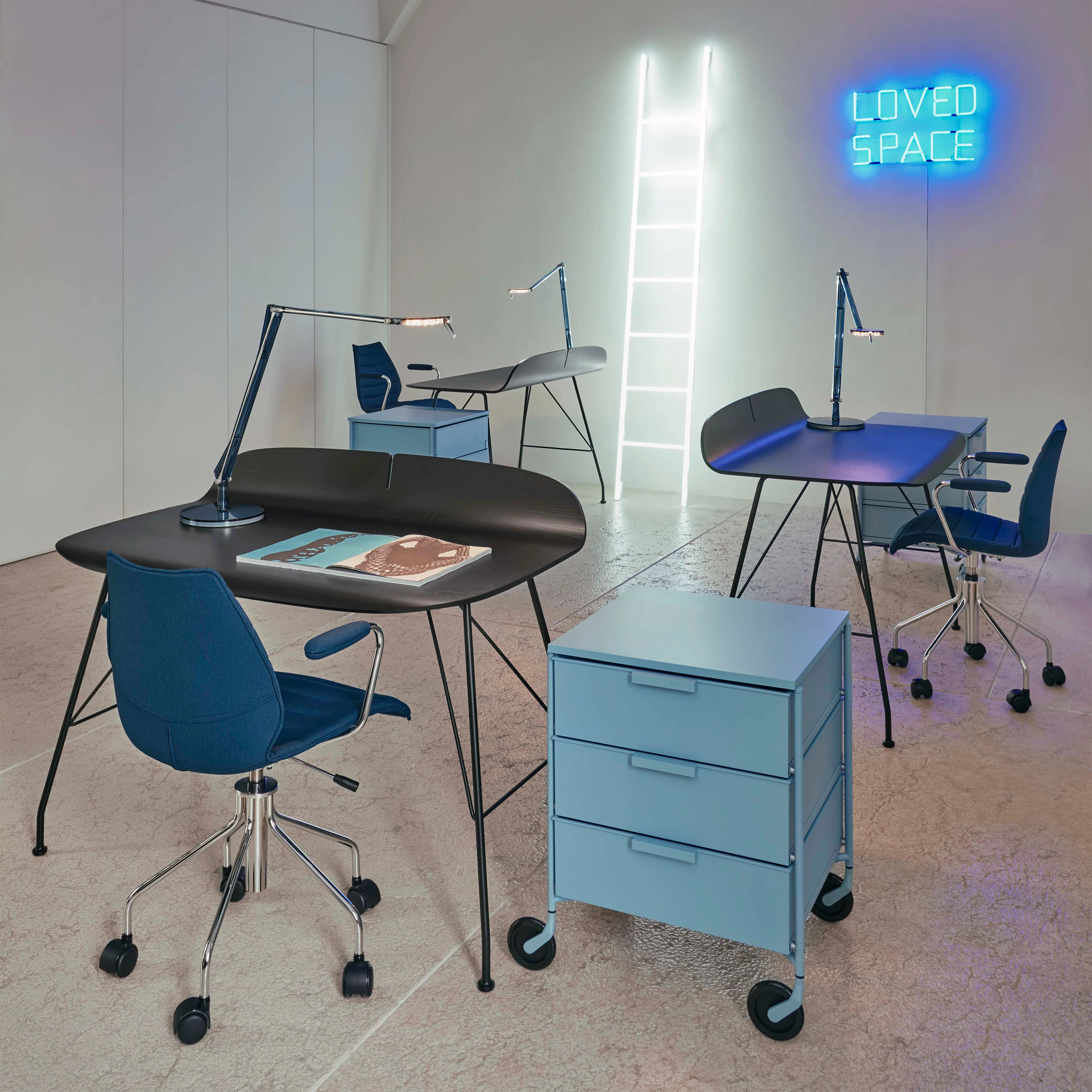 Aledin TEC Table Lamp - Image 6