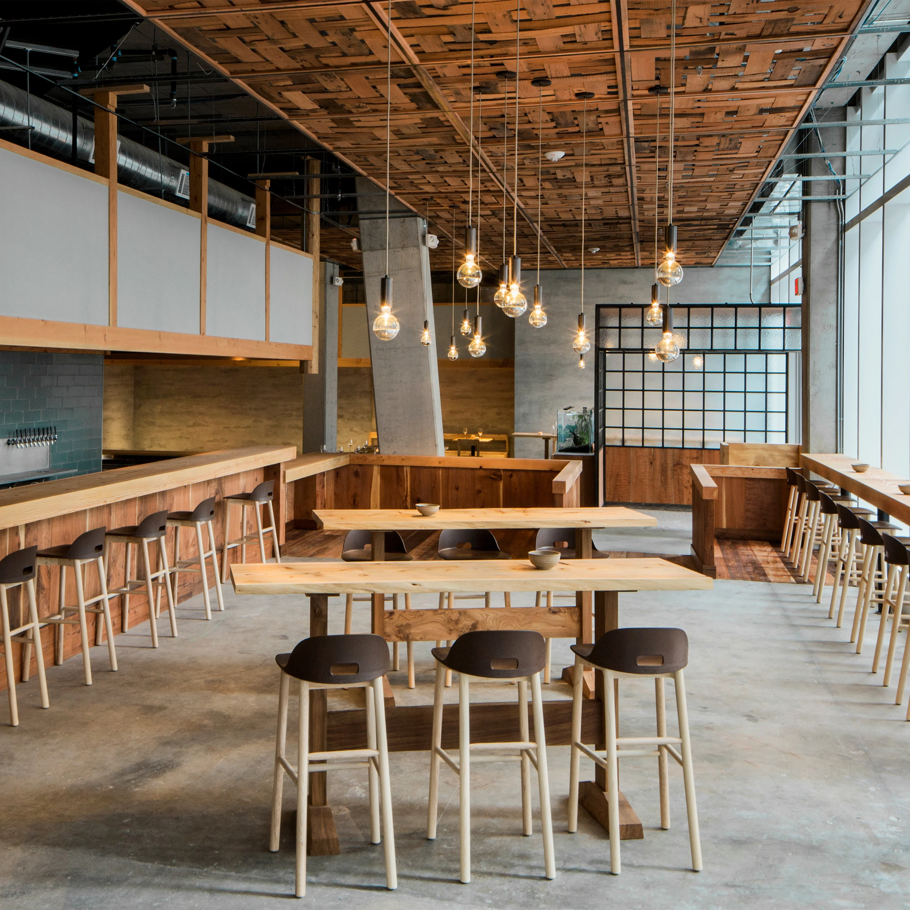 Alfi Low Back Bar and Counter Stool - Image 37