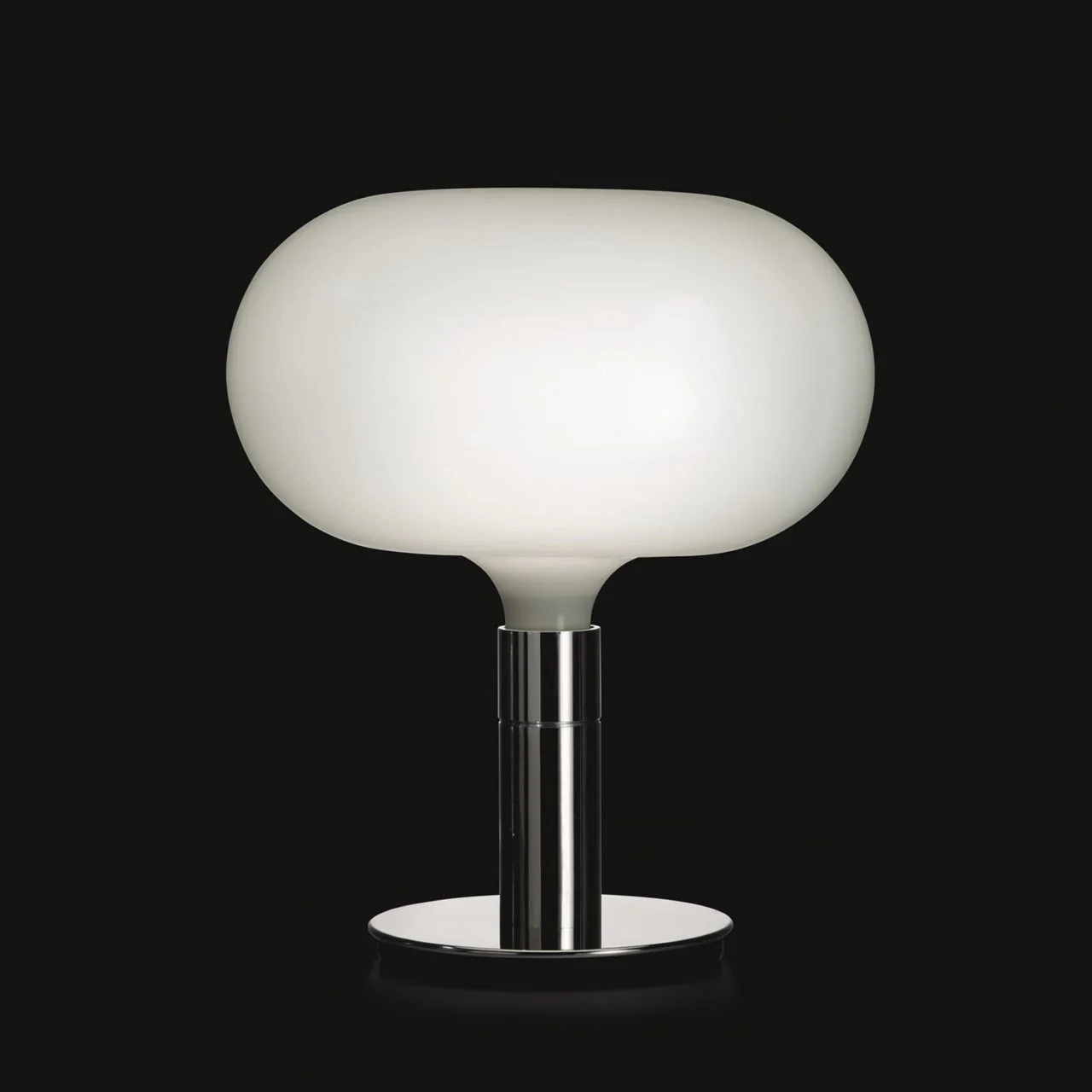 AM1N Table Lamp - Image 2