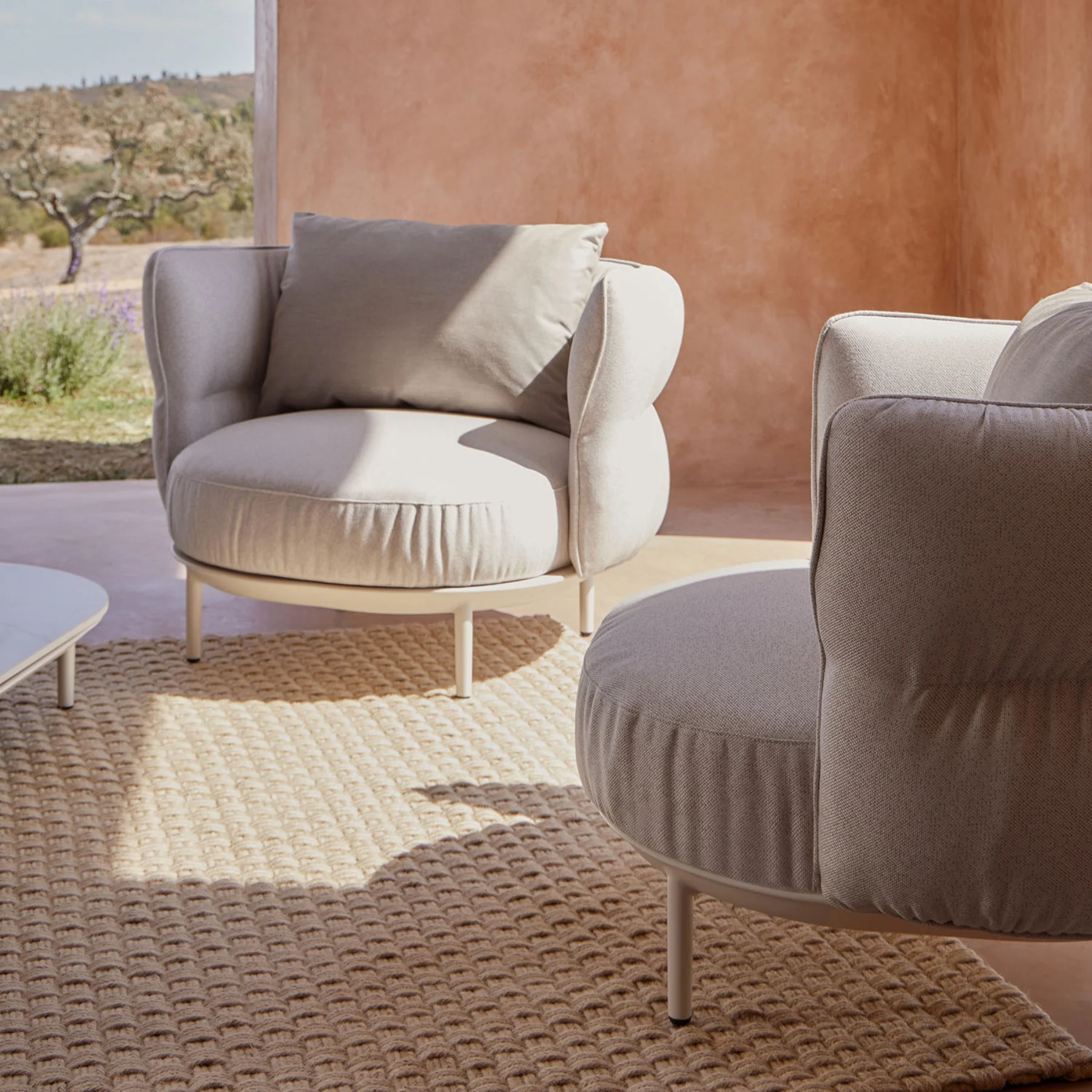 Amba Essence Outdoor Lounge Chair - Image 7