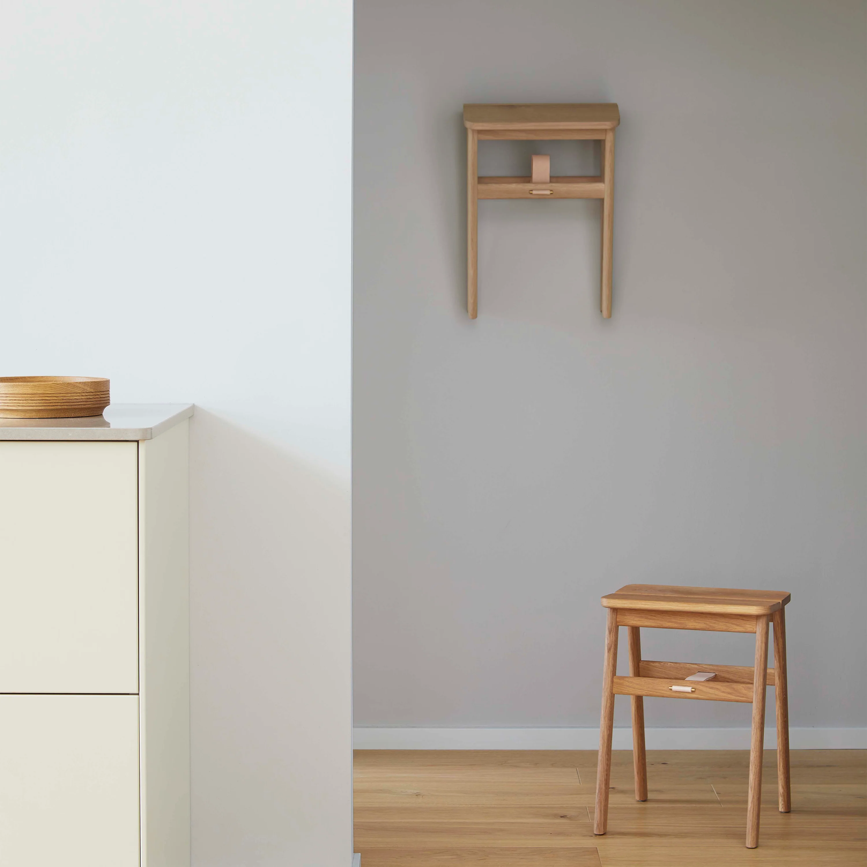 Angle Foldable Stool - Image 12