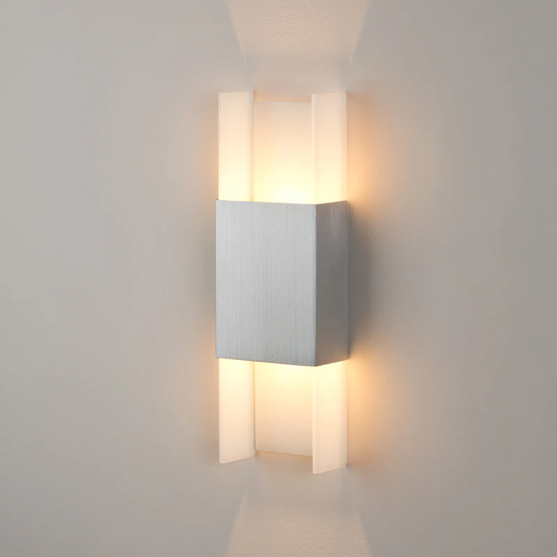 Ansa Wall Light - Image 4