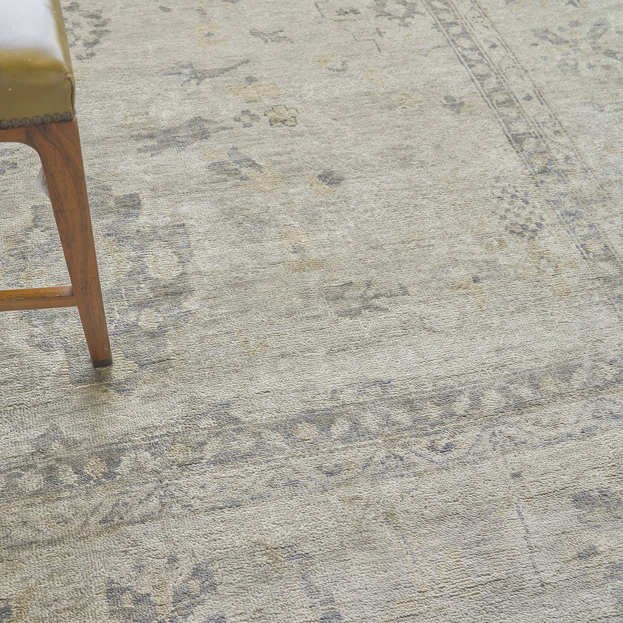 Antique Weave Oushak Ivory/Brown Area Rug - Image 3