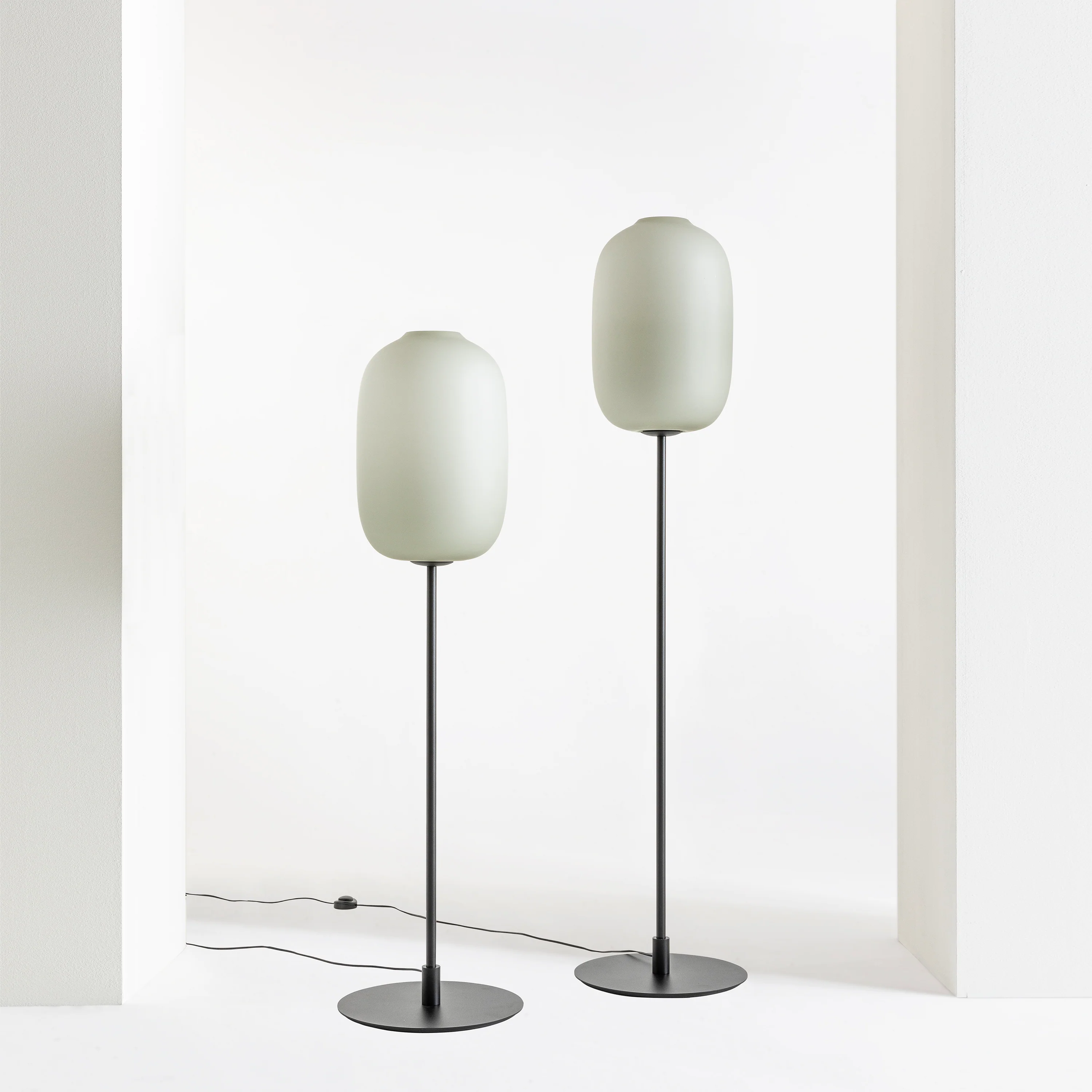 Arya Floor Lamp - Image 11