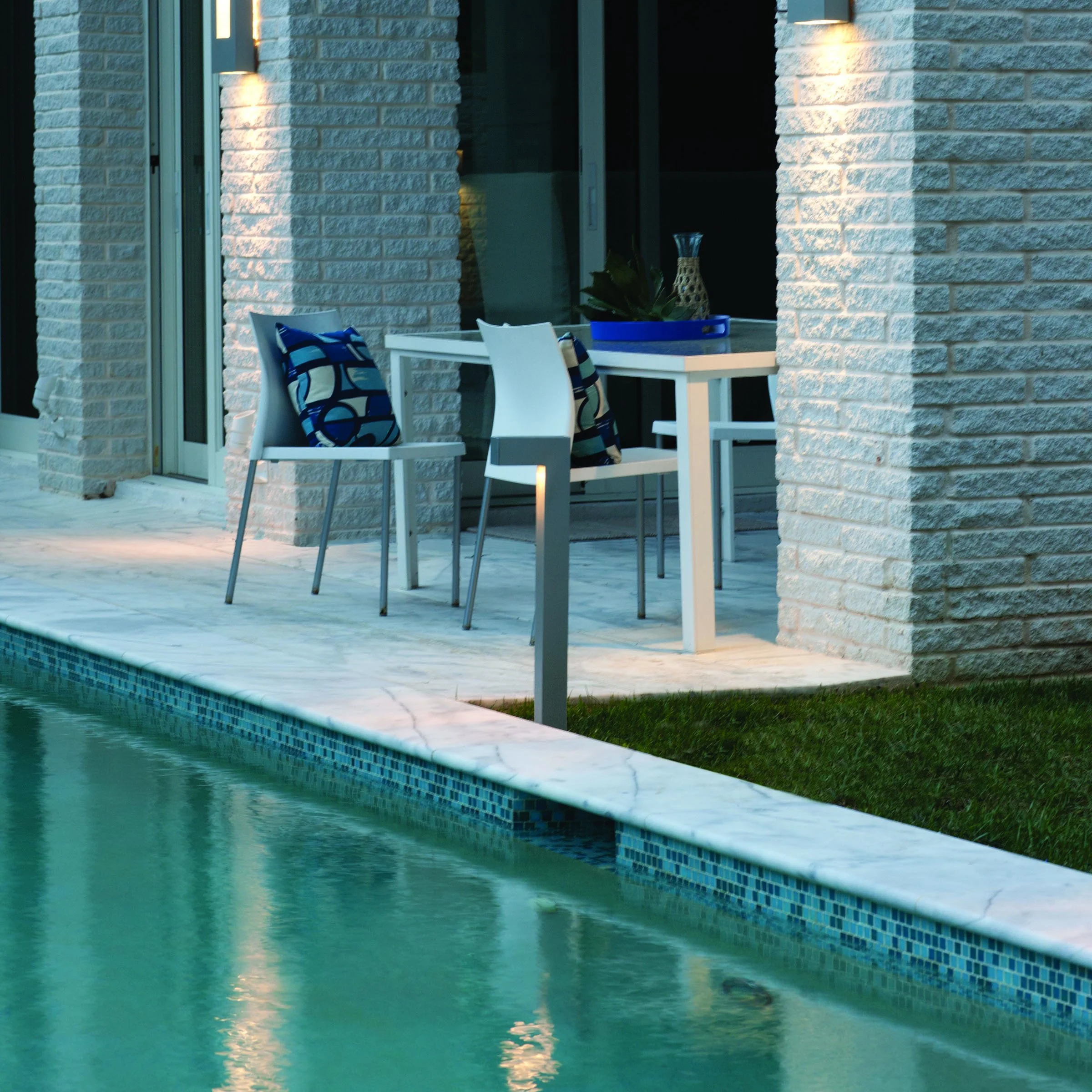 Atlantis Outdoor Path Light - Image 10