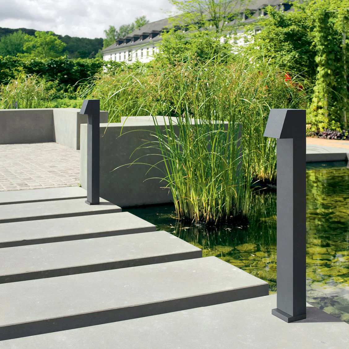 B77237/B77238 Garden Outdoor LED Bollard Light - Image 7