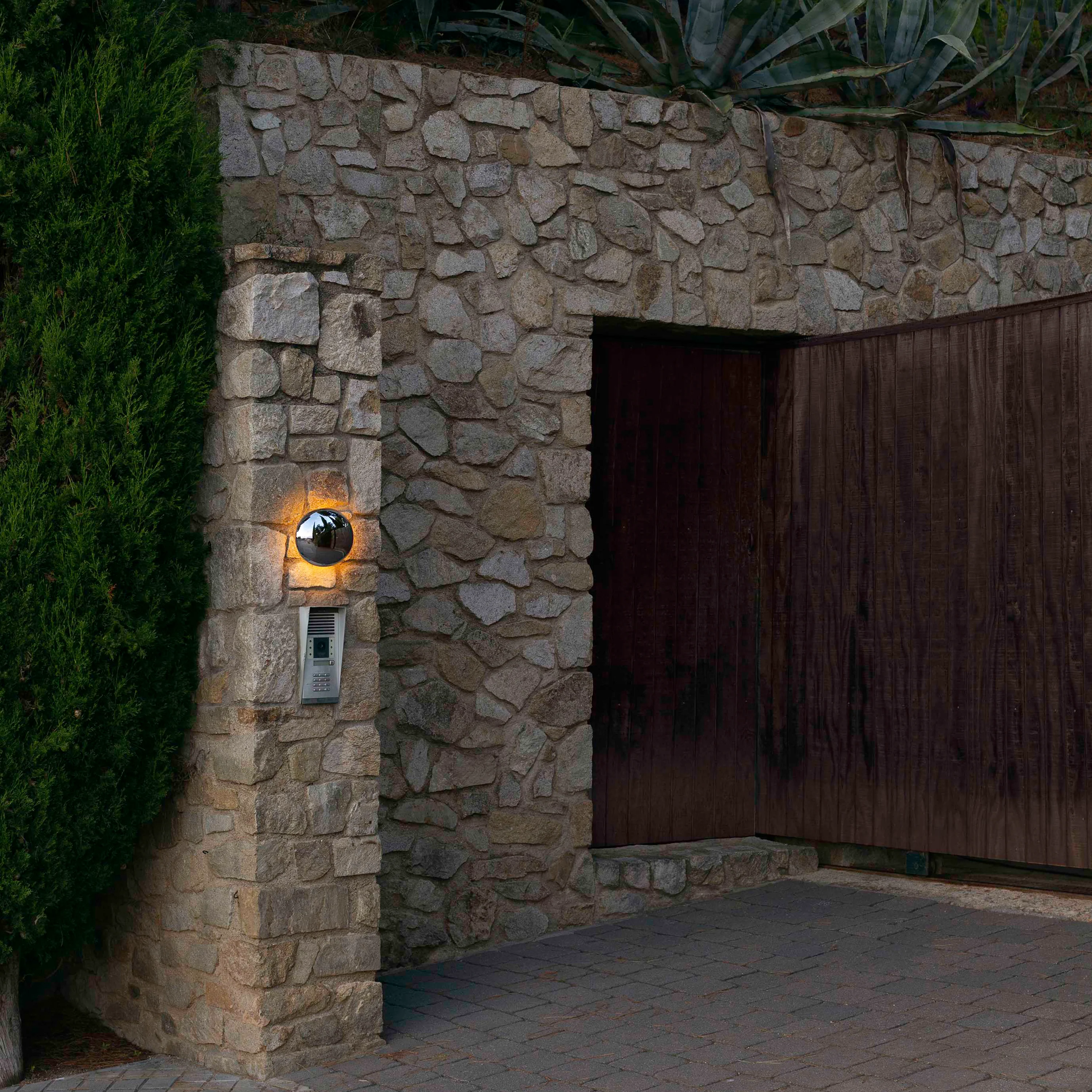 Babila Outdoor Wall Sconce - Image 8