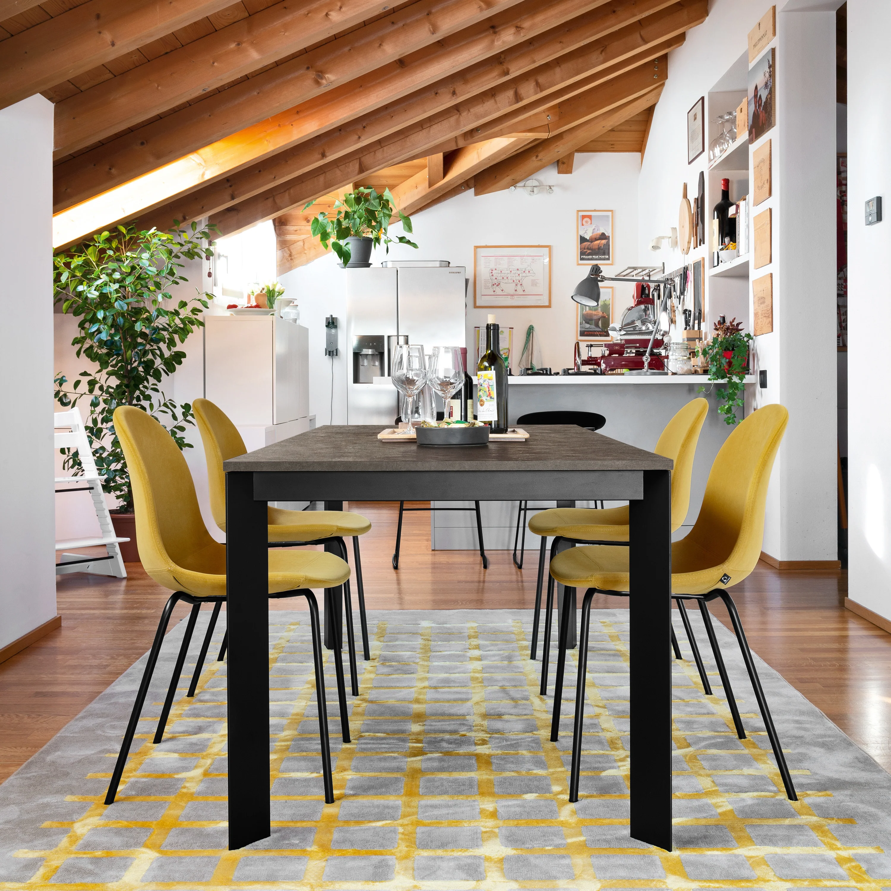 Baron Extendable Dining Table - Image 7