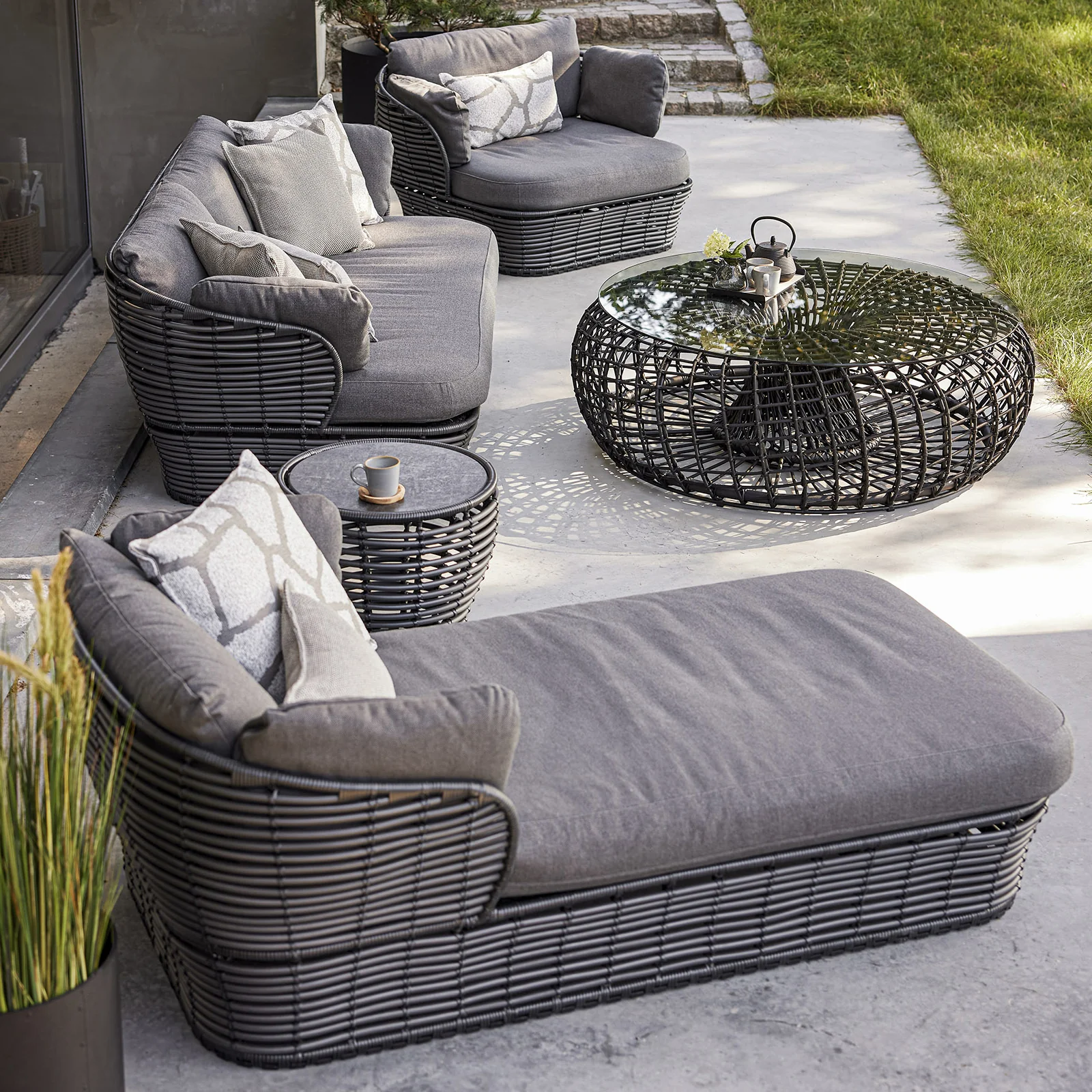 Basket Outdoor Lounge Chair - Image 9