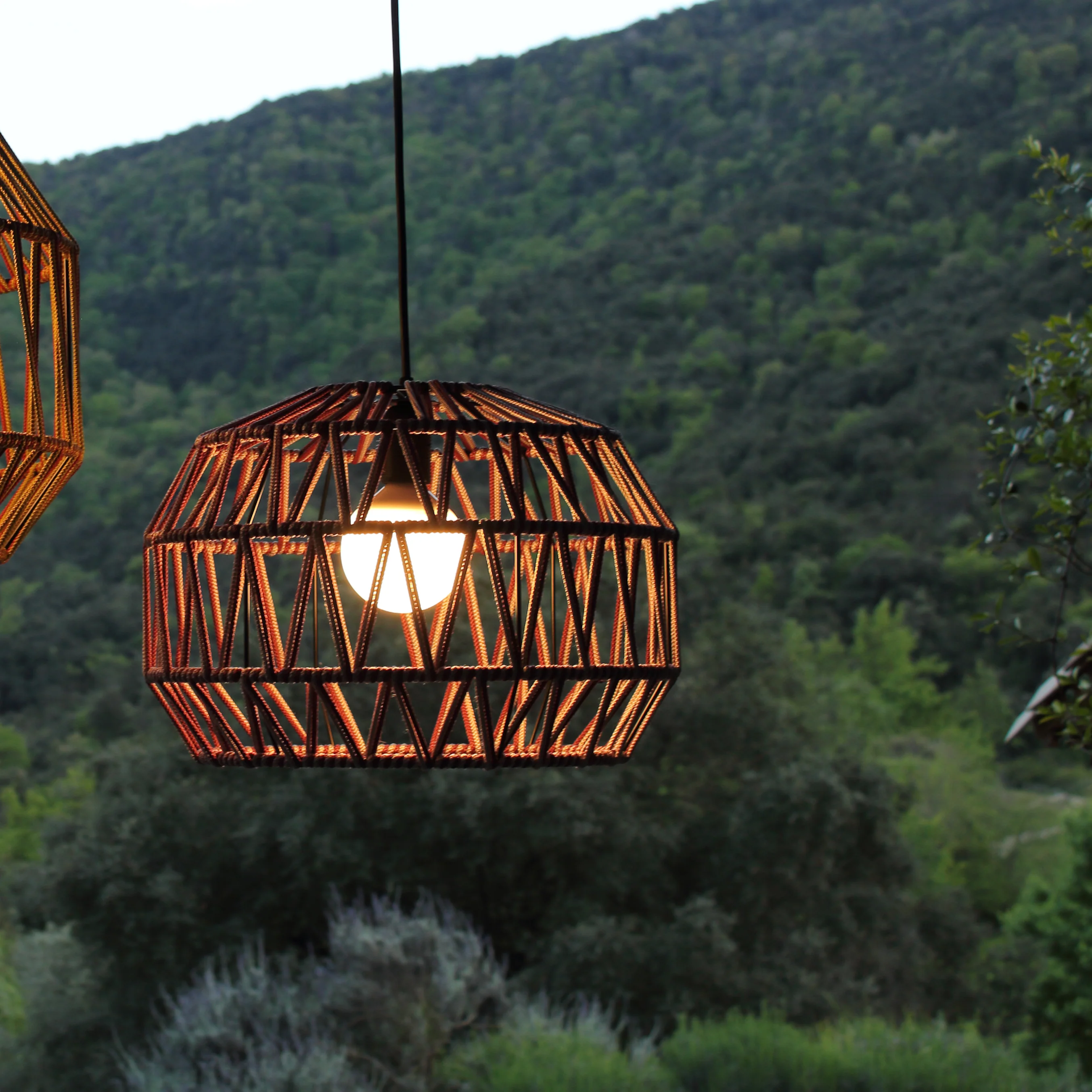 Bauma Outdoor Pendant Light - Image 3