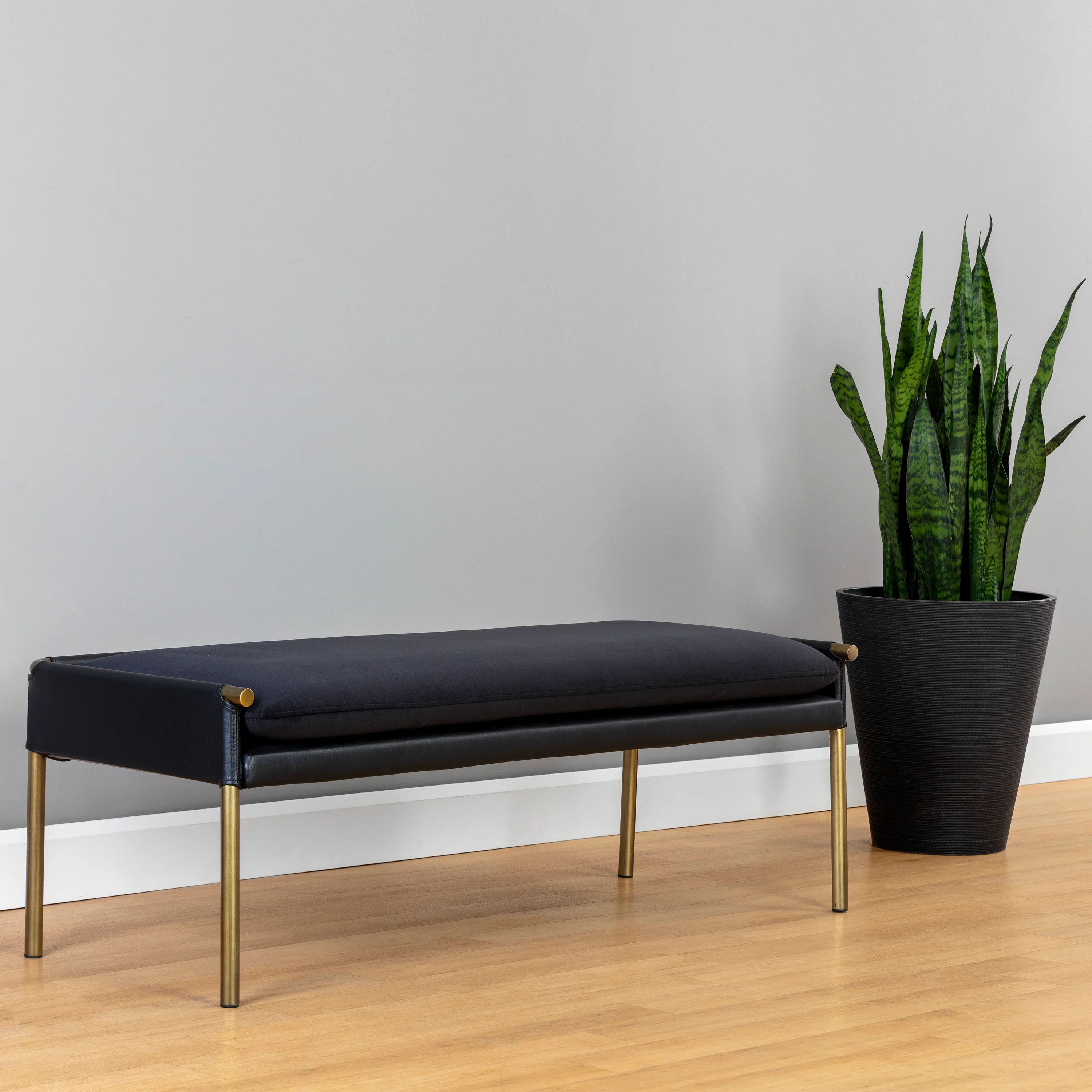 Bellevue Bench - Image 13