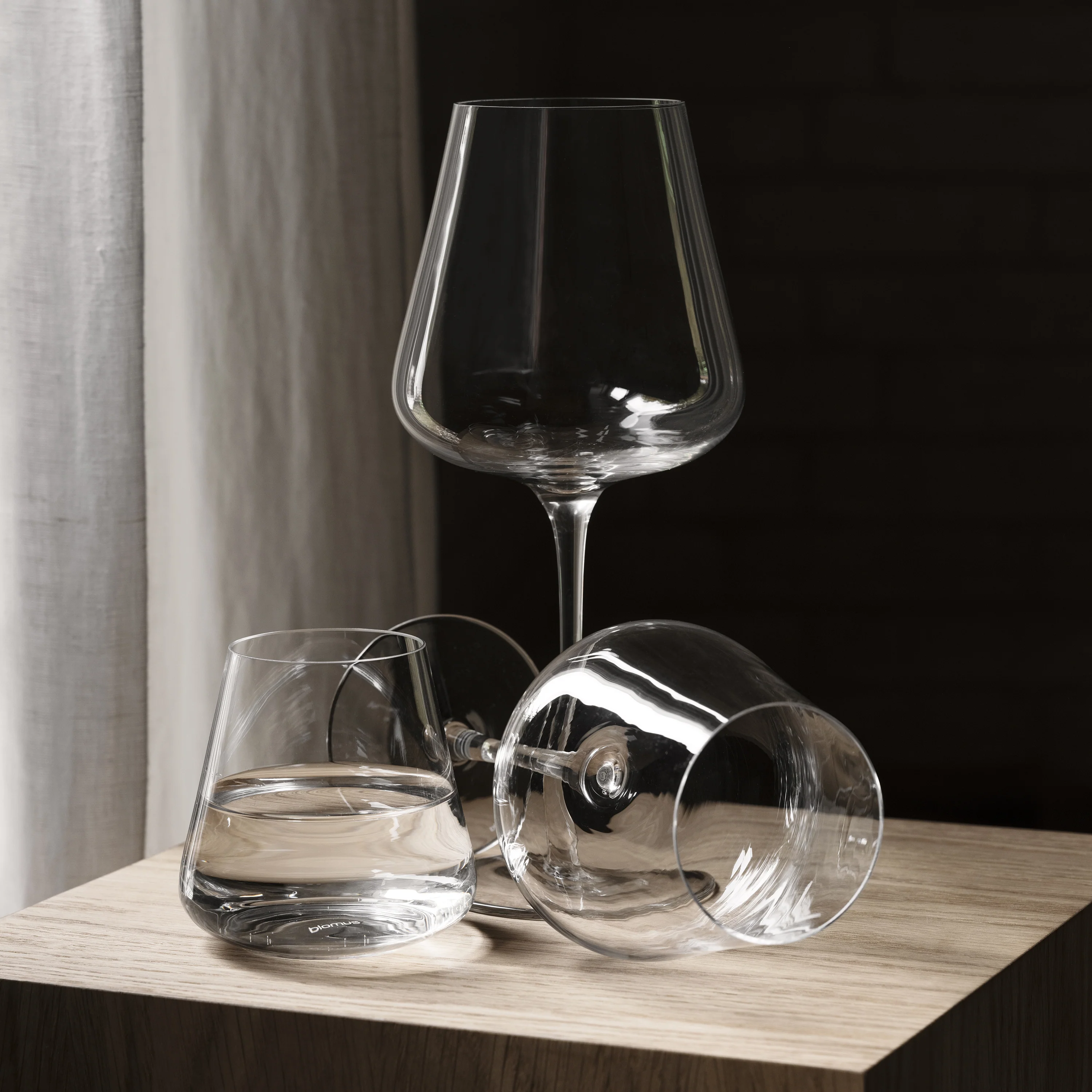 Belo Clear Red Wine Glass (Set of 2) - Image 2