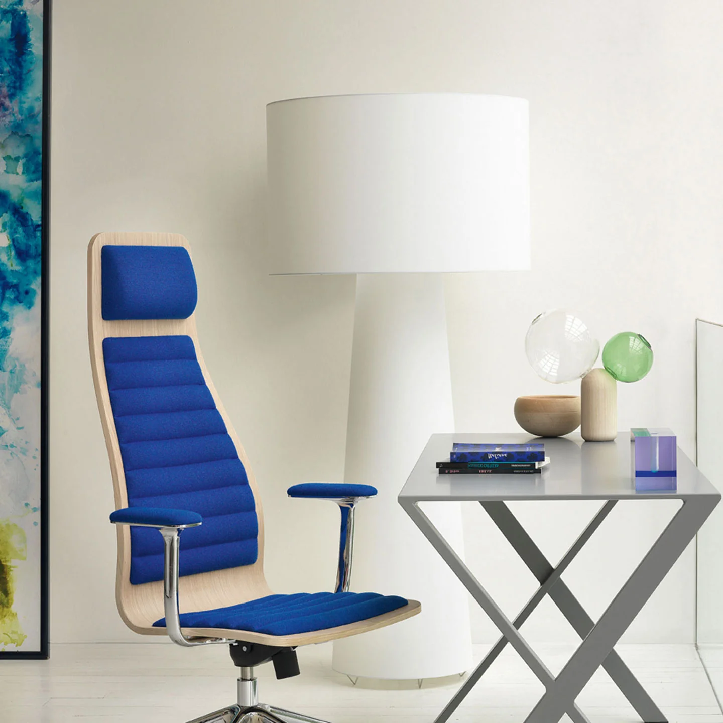 Big Shadow Floor Lamp - Image 14