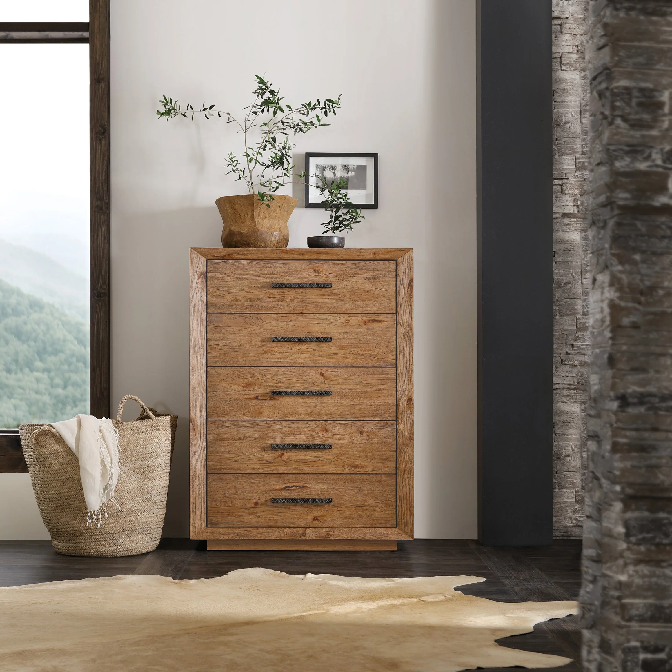 Big Sky 5-Drawer Dresser - Image 2