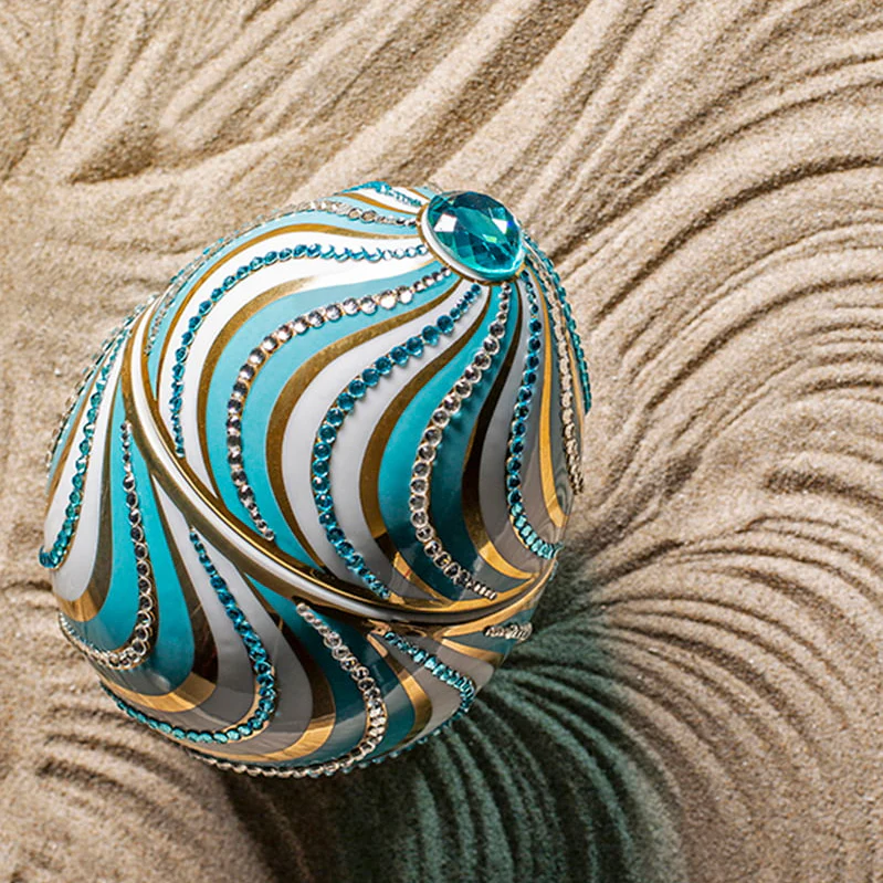 Bois de Roussie Helicoidal Egg Candle - Image 2