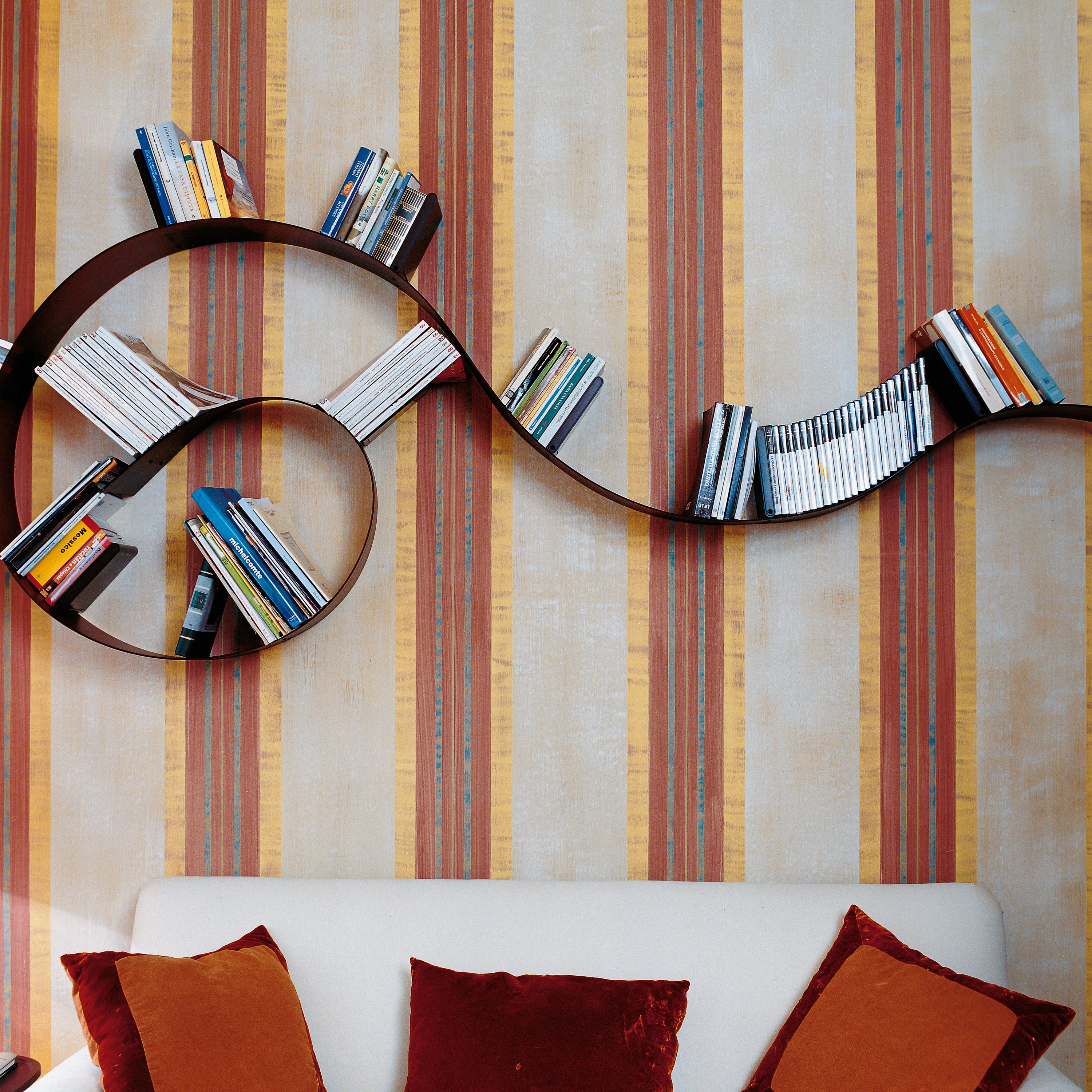 Bookworm Bookshelf - 11 Bookends - Image 17