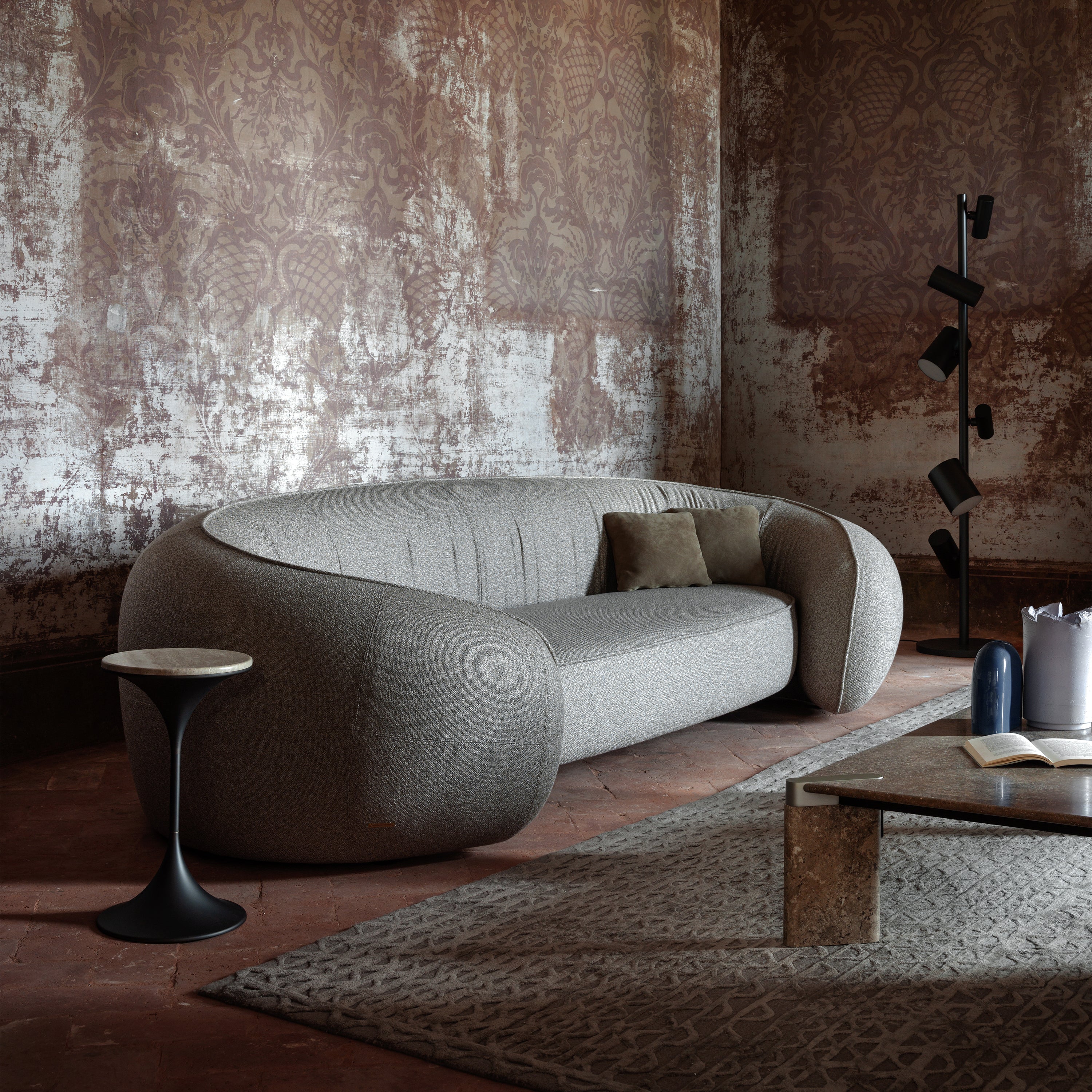 Bridge Sofa - Image 7