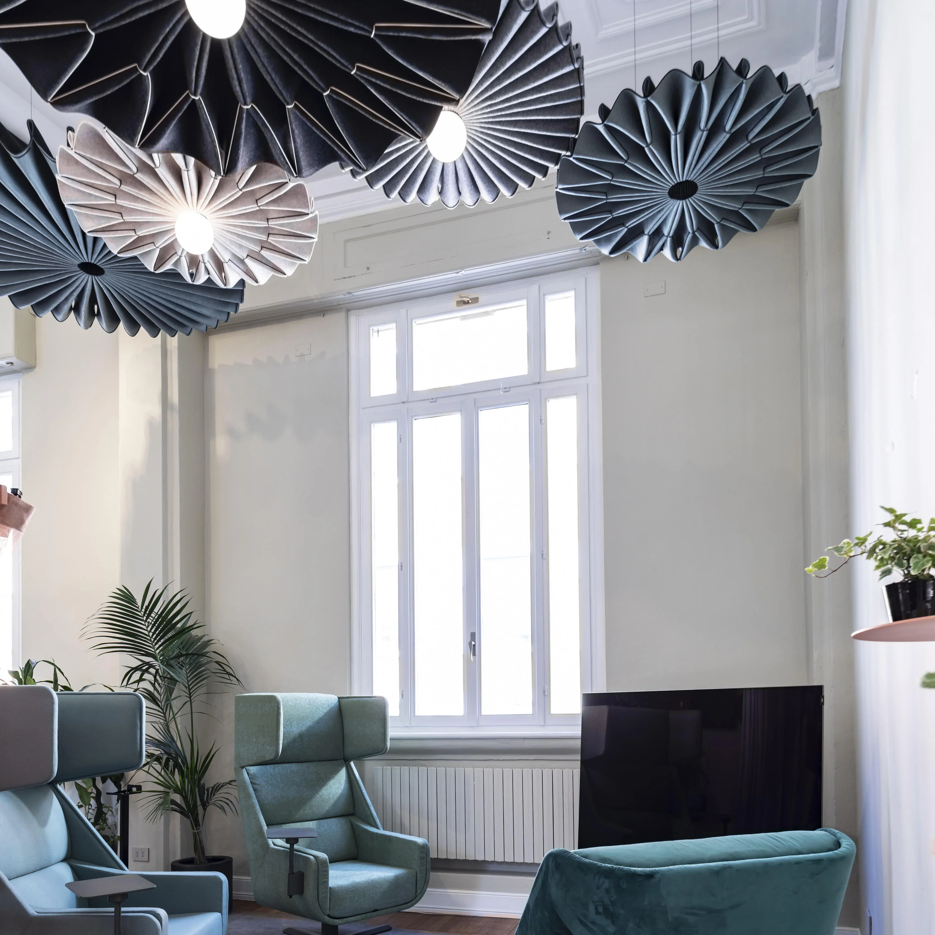 BuzziPleat Edel Pendant Light - Image 14