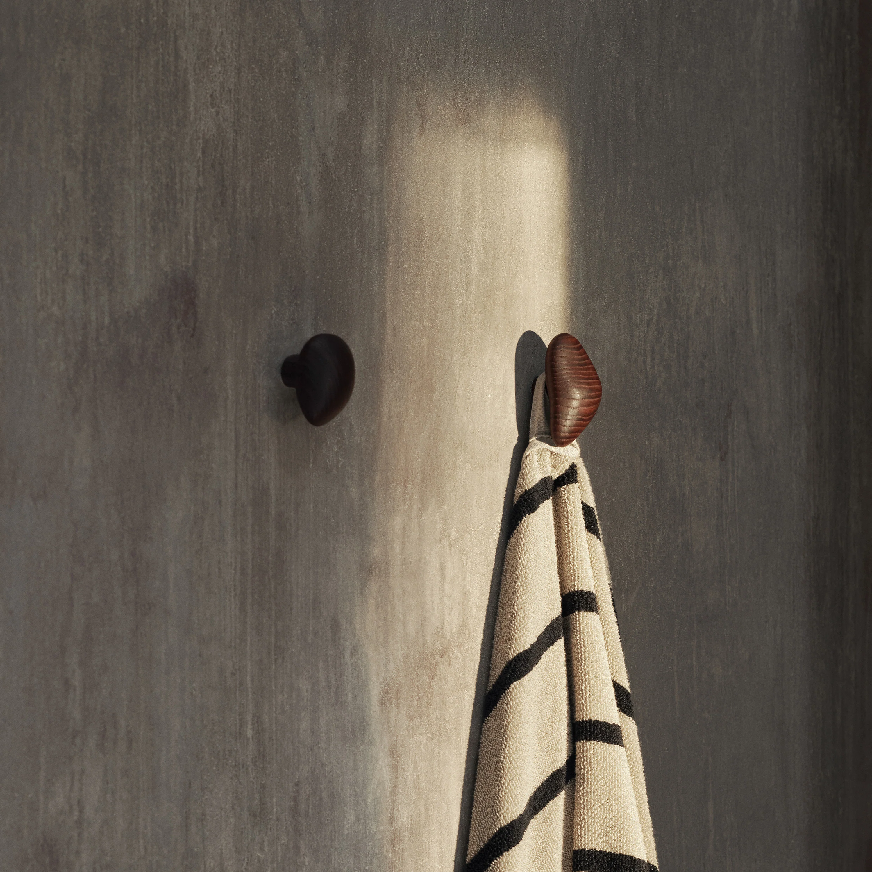 Cairn Hook (Set of 2) - Image 2