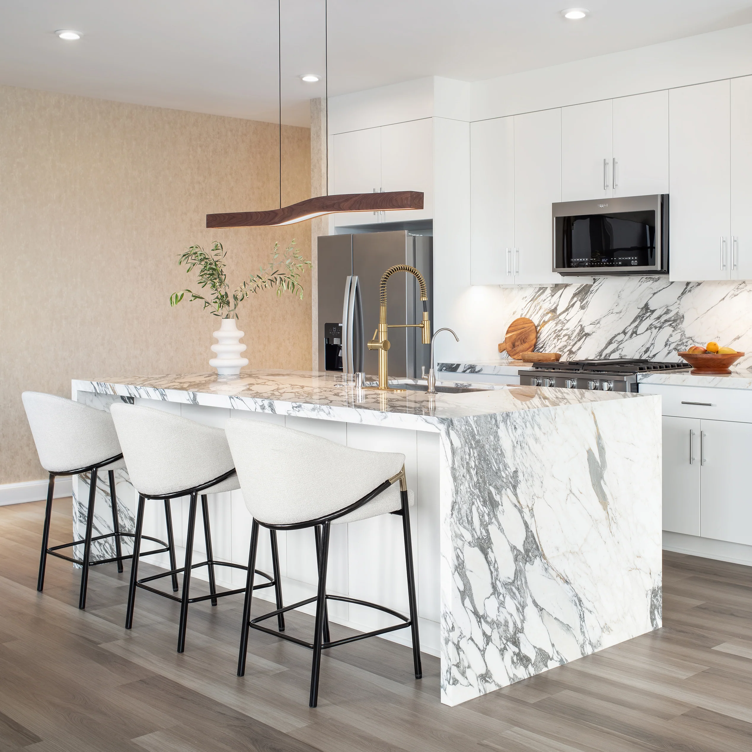 Camur Linear Pendant Light - Image 17