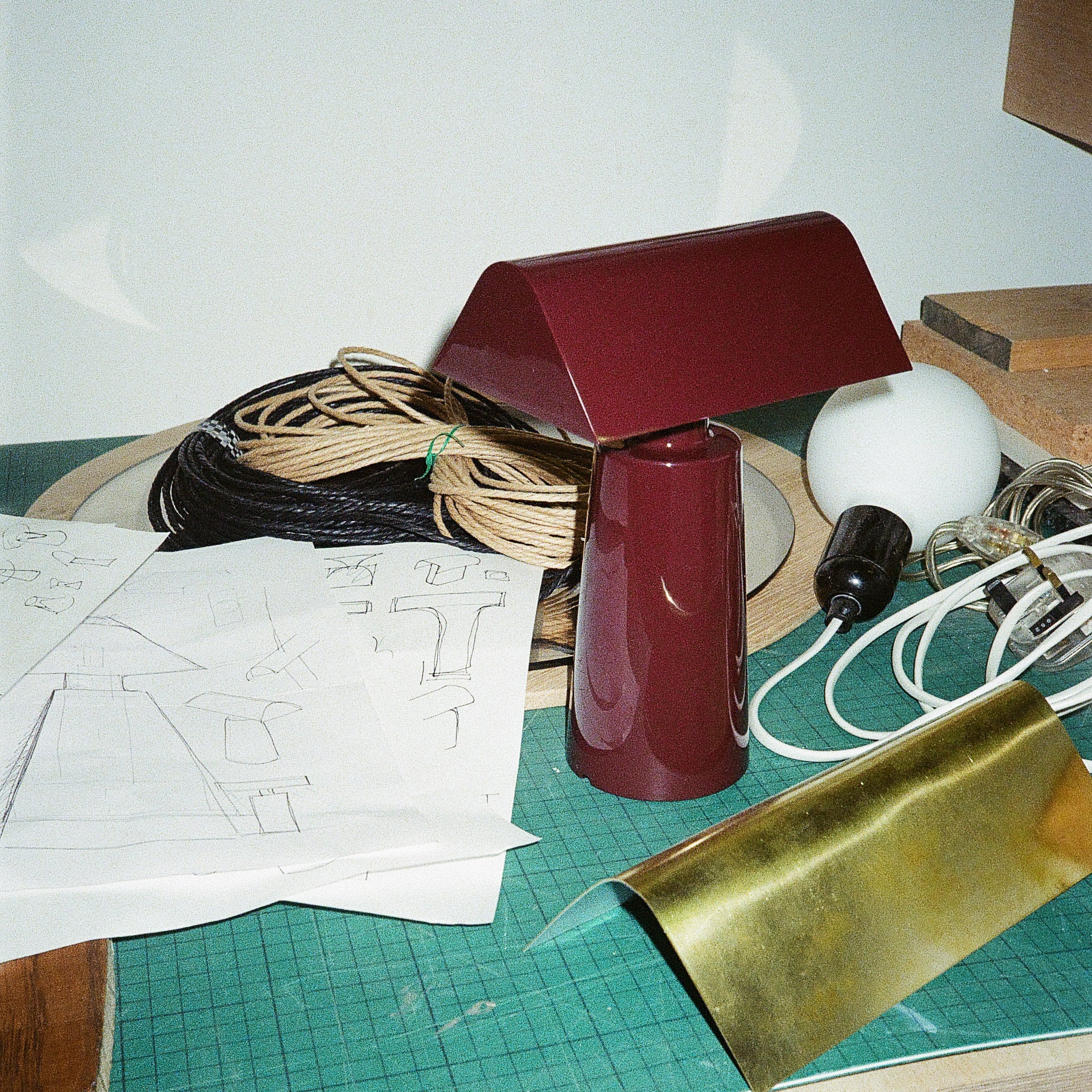 Caret Portable Table Lamp - Image 17