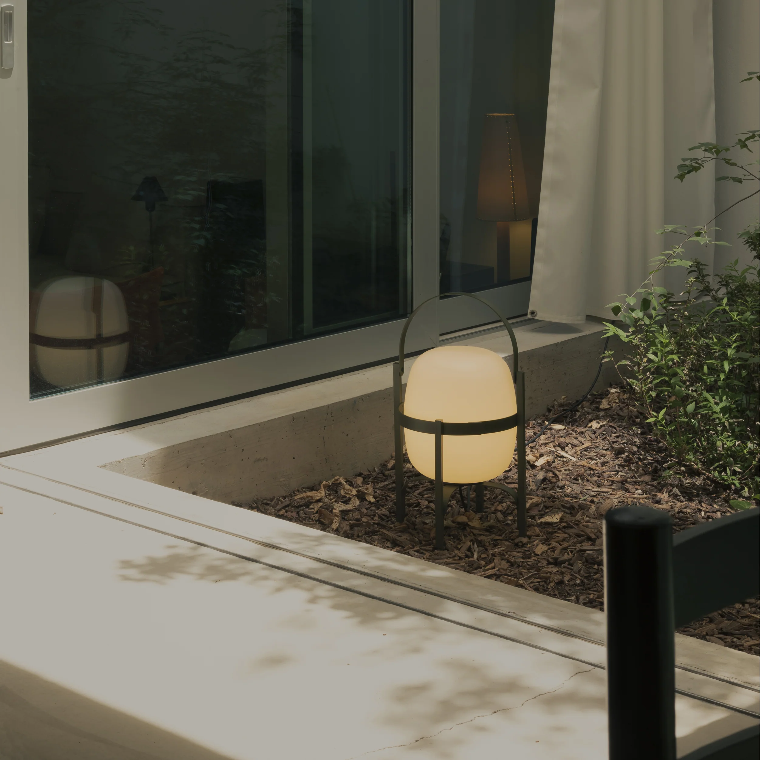 Cesta Outdoor Table Lamp - Image 11