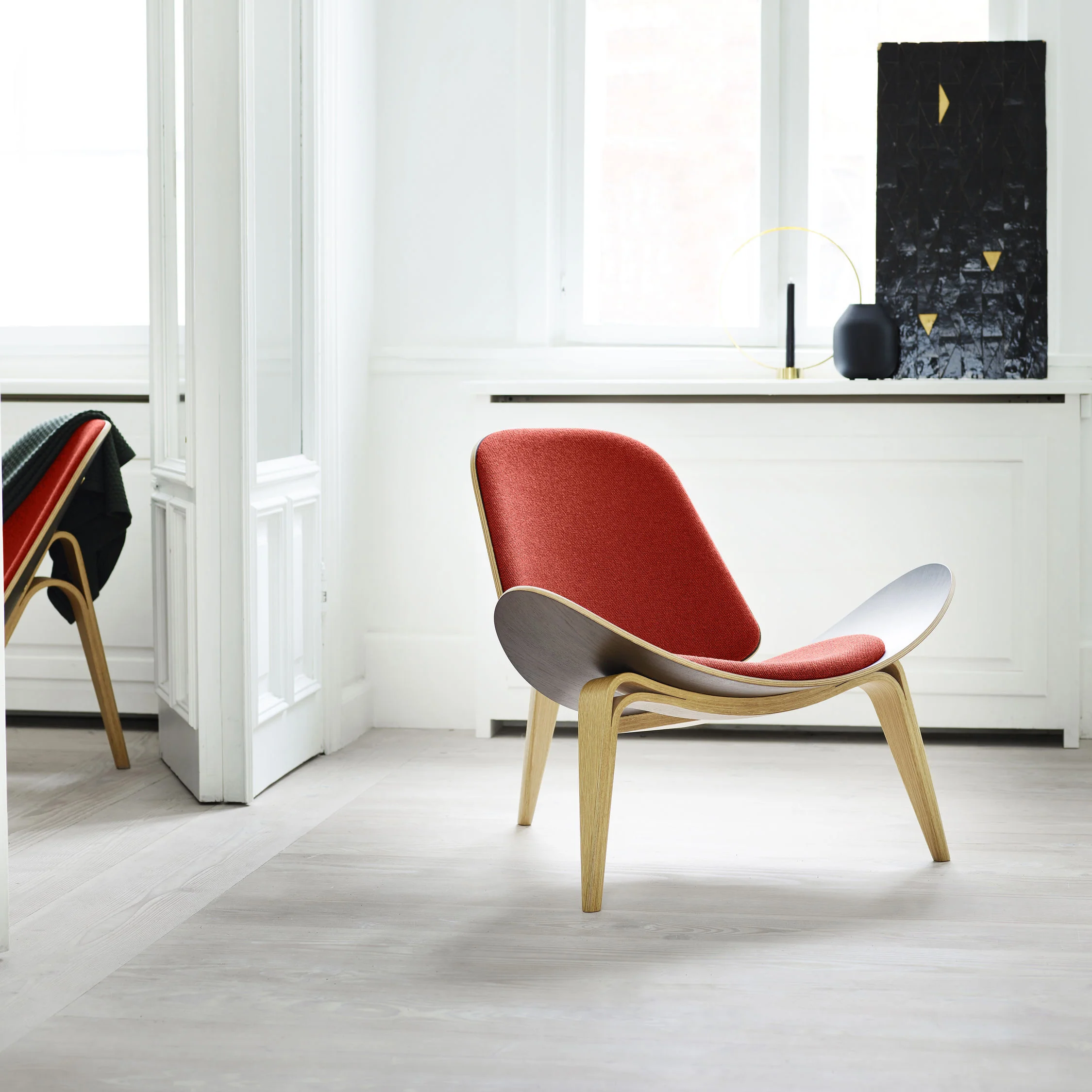 CH07 Shell Chair - Image 47