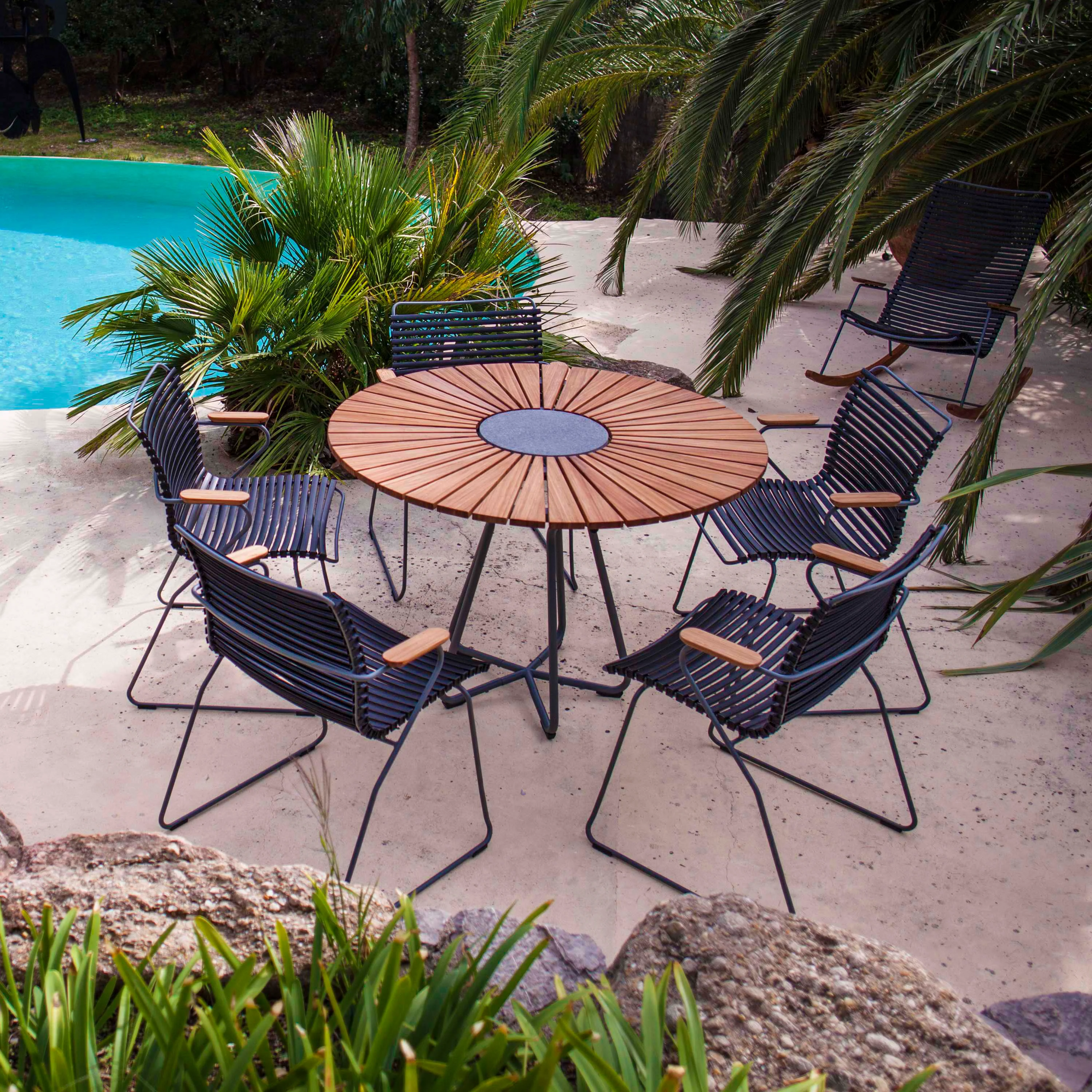 Circle Outdoor Dining Table - Image 4