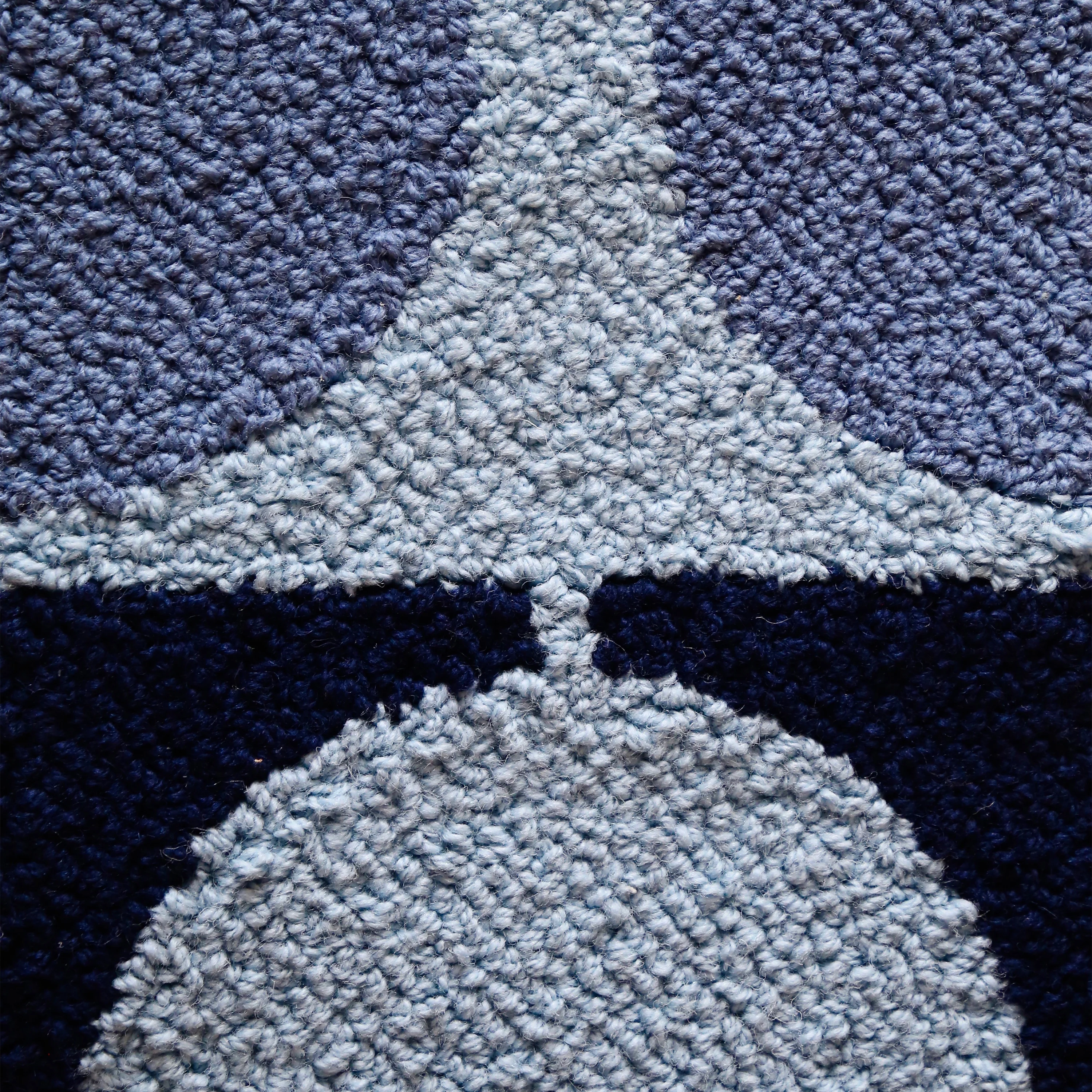 Circle Rug - Image 3