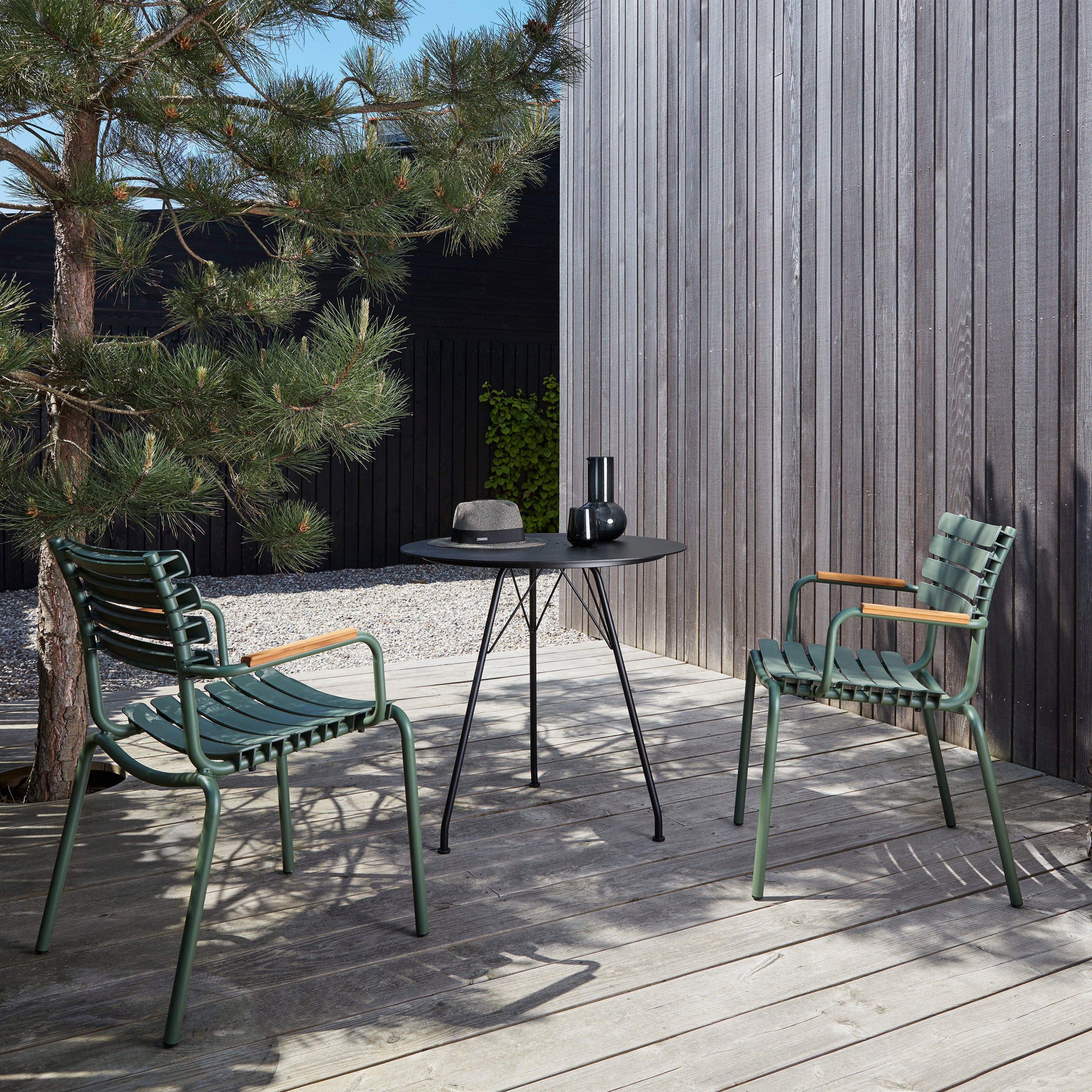 Circum Aluminum Outdoor Cafe Table - Image 14