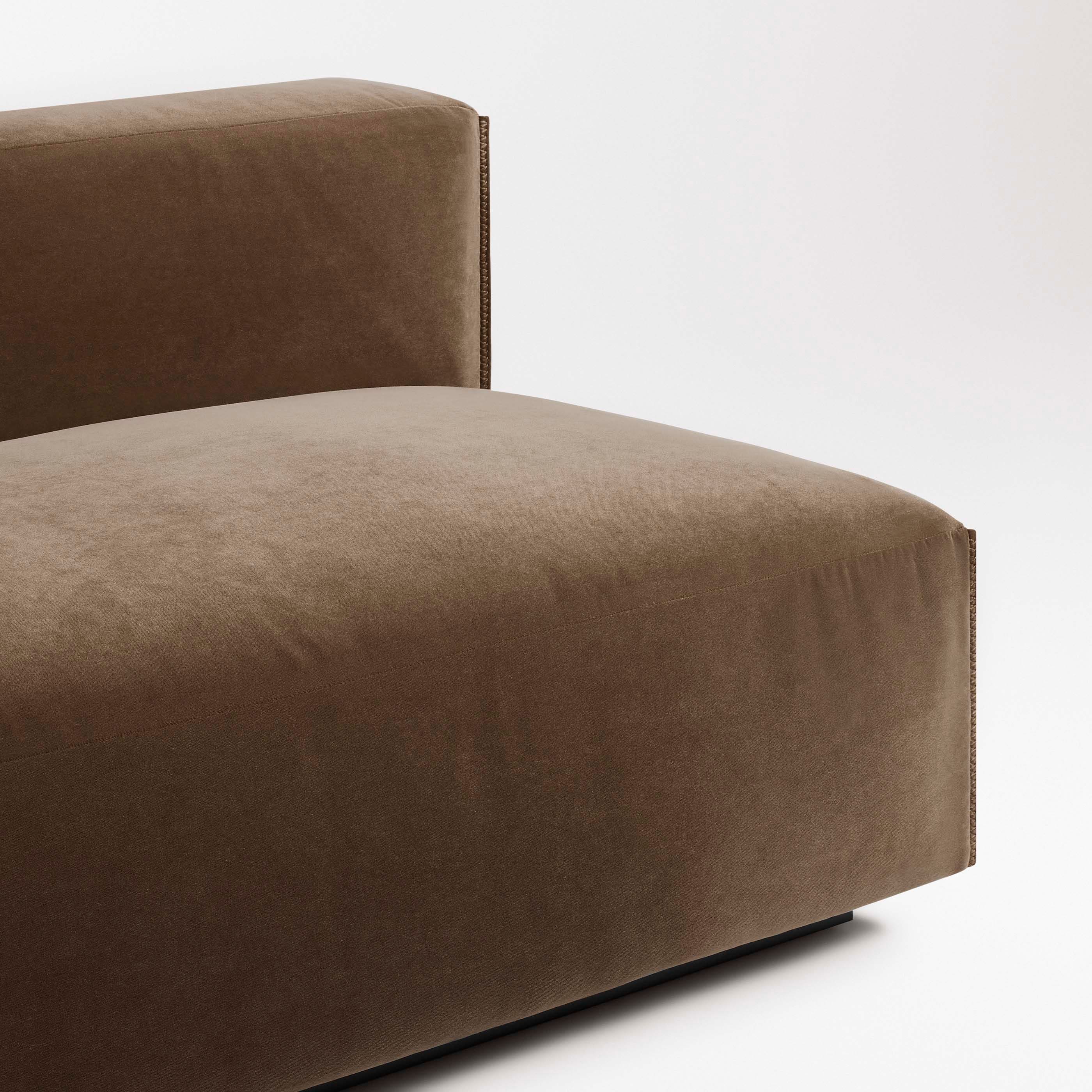 Cleon Armless Sofa - Image 22