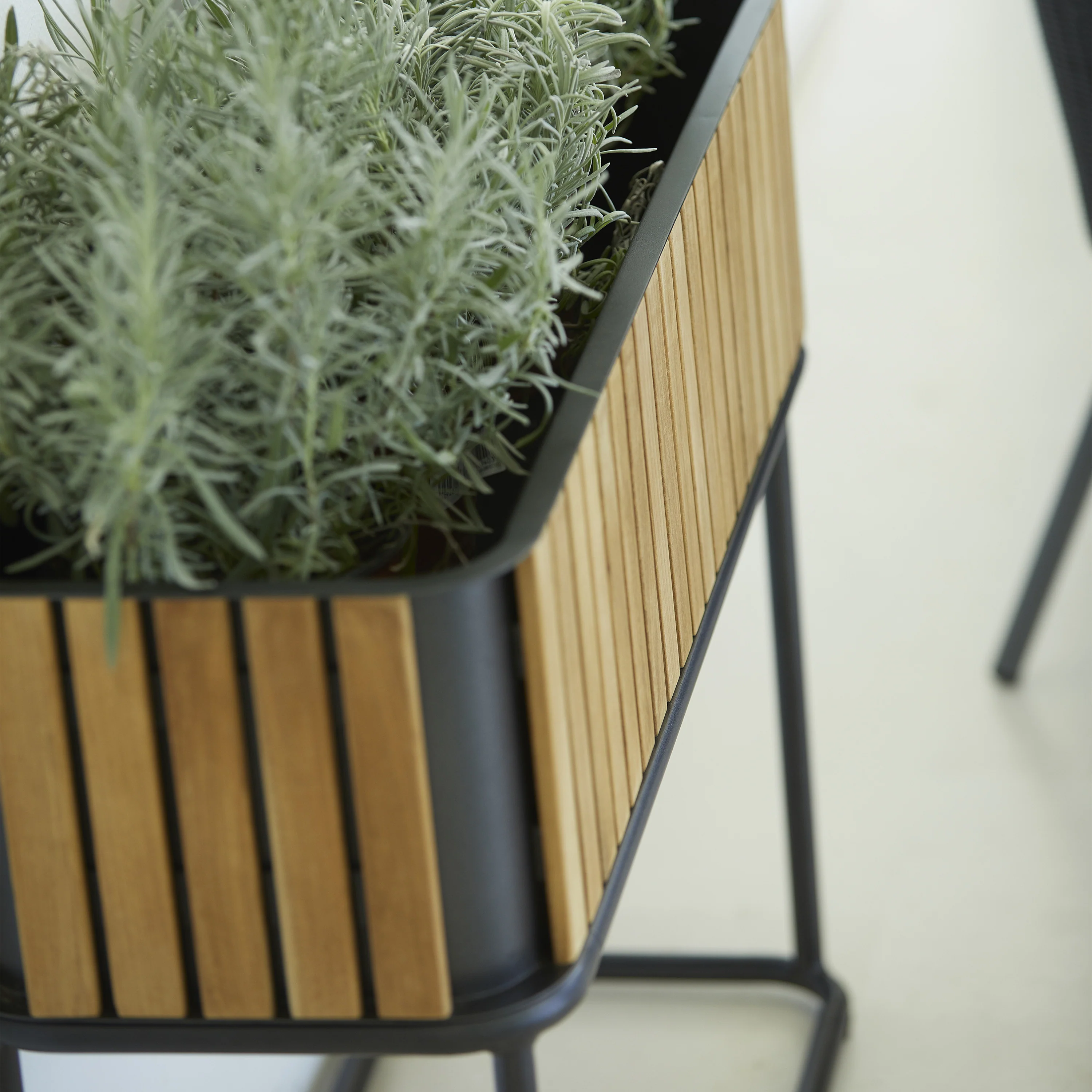 Combine Outdoor Rectangular Planter - Image 4