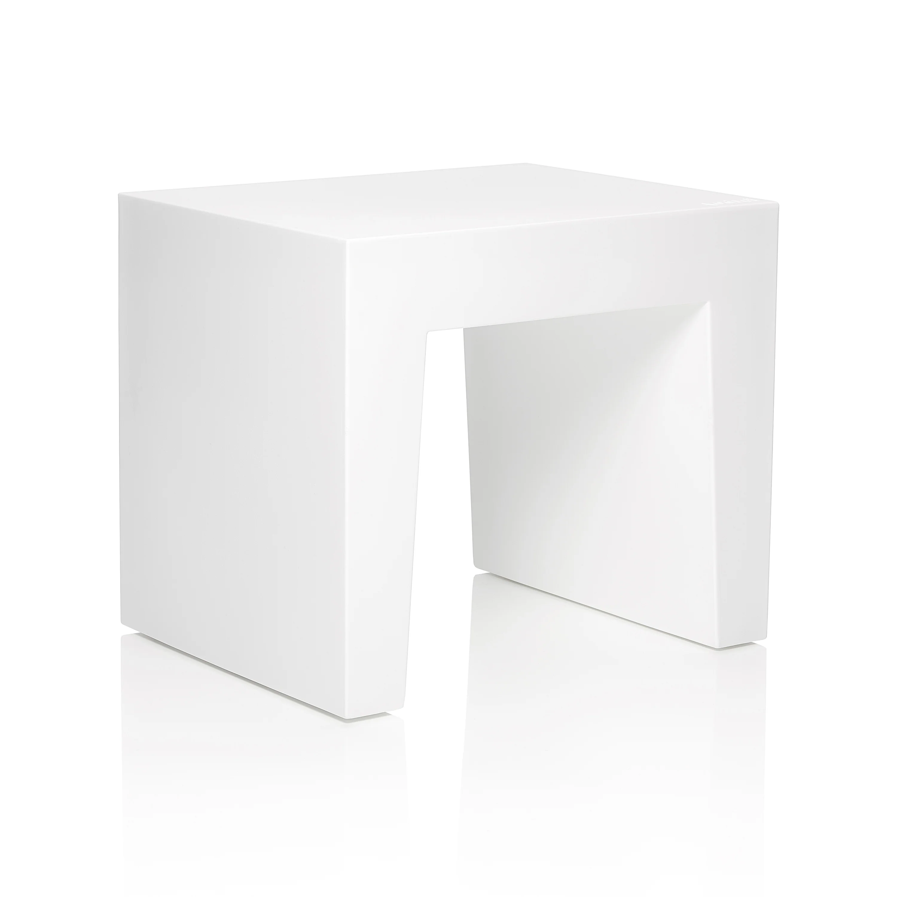 Concrete Seat - Image 5