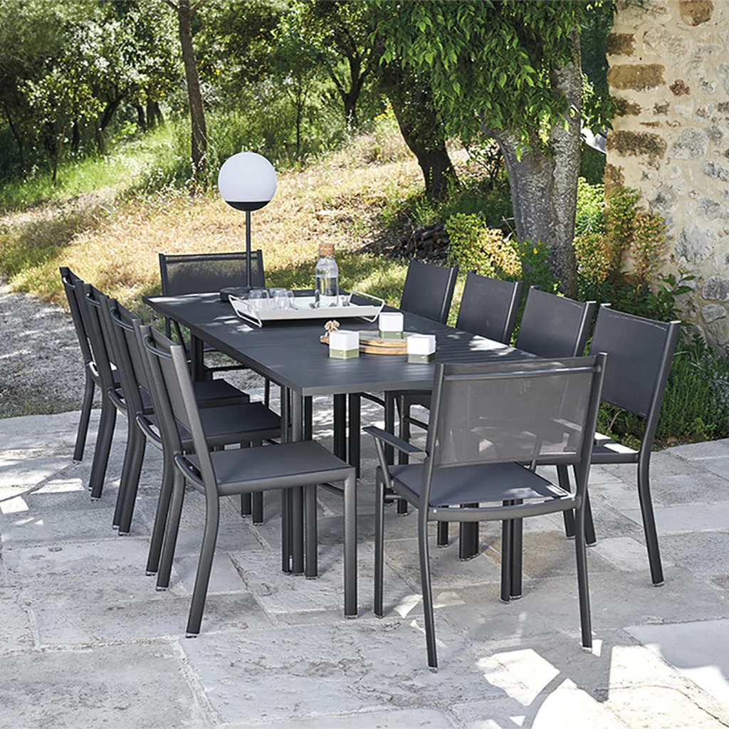 Costa Extendable Outdoor Dining Table - Image 7