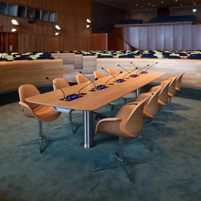 Council Front Upholstered Swivel Conference Chair - Image 3