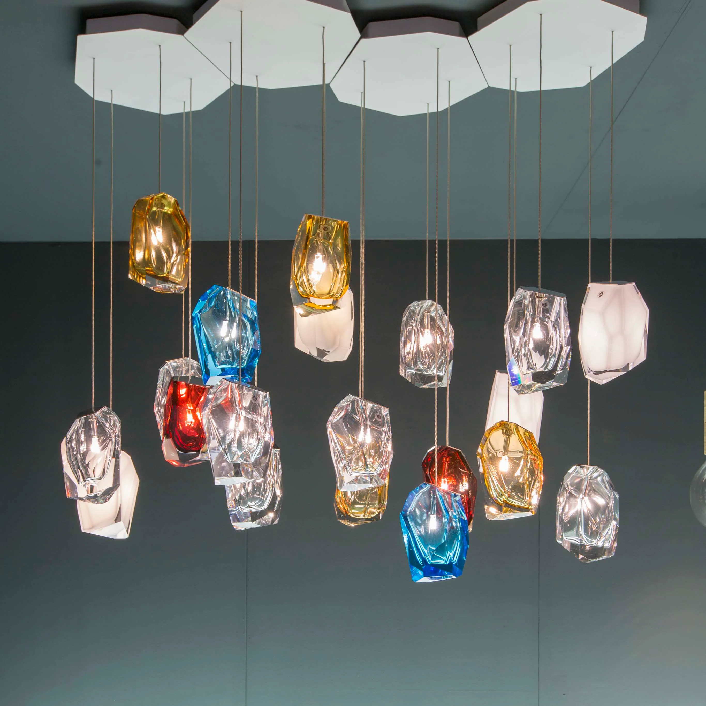 Crystal Rock 5-Light Cluster Pendant Light - Image 7