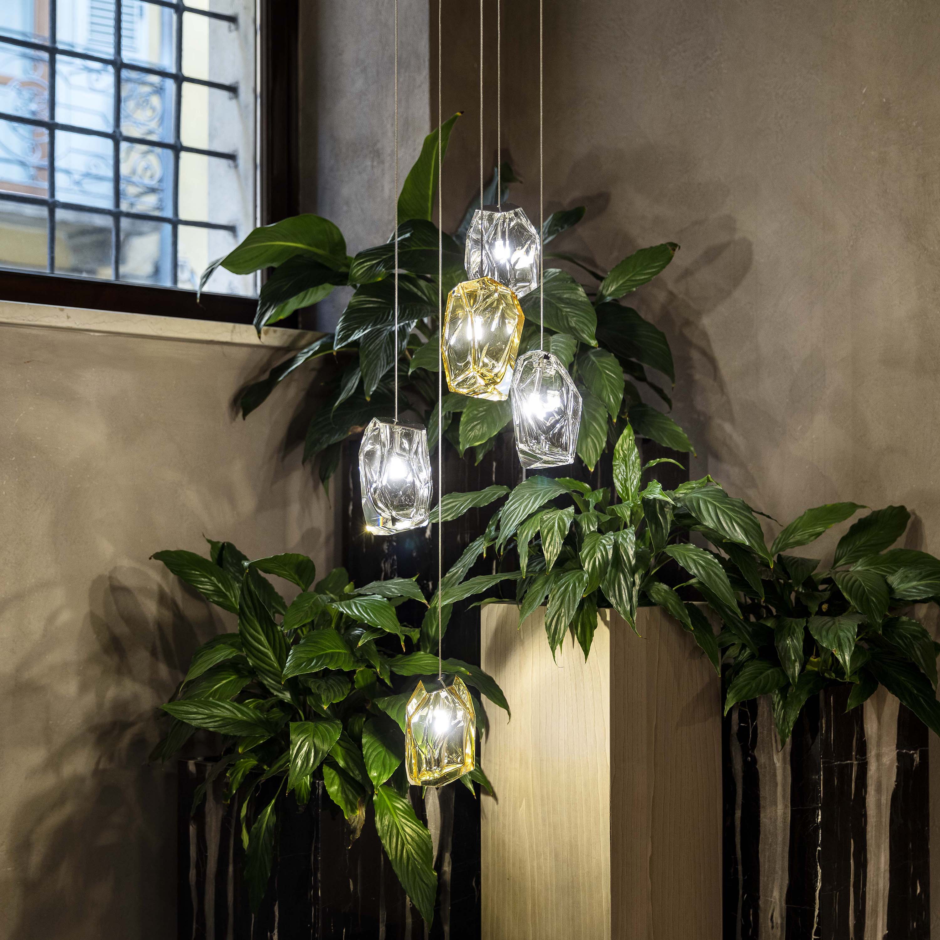 Crystal Rock 5-Light Cluster Pendant Light - Image 9