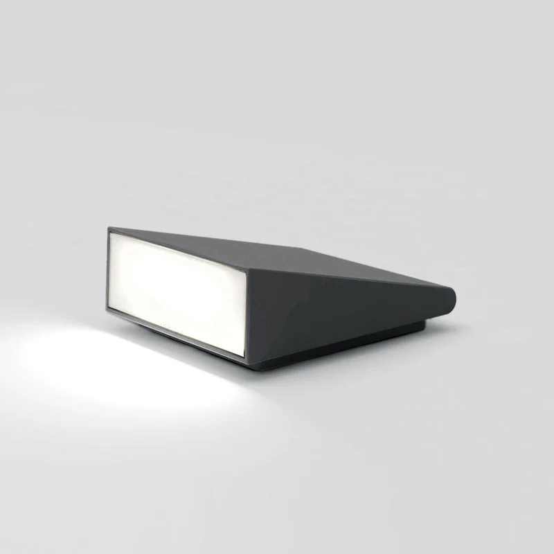 Cuneo Outdoor Wall or Floor Light - Image 10