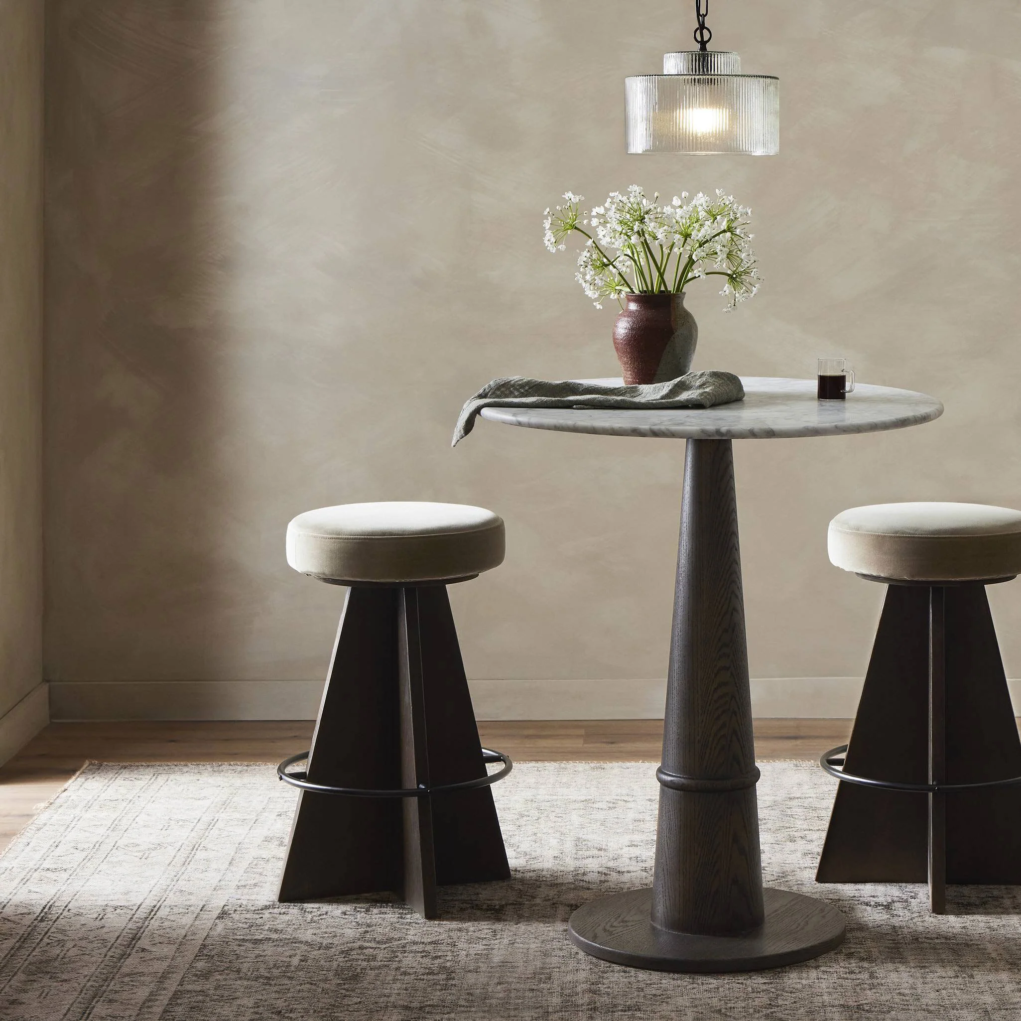 Damon Stool - Image 4