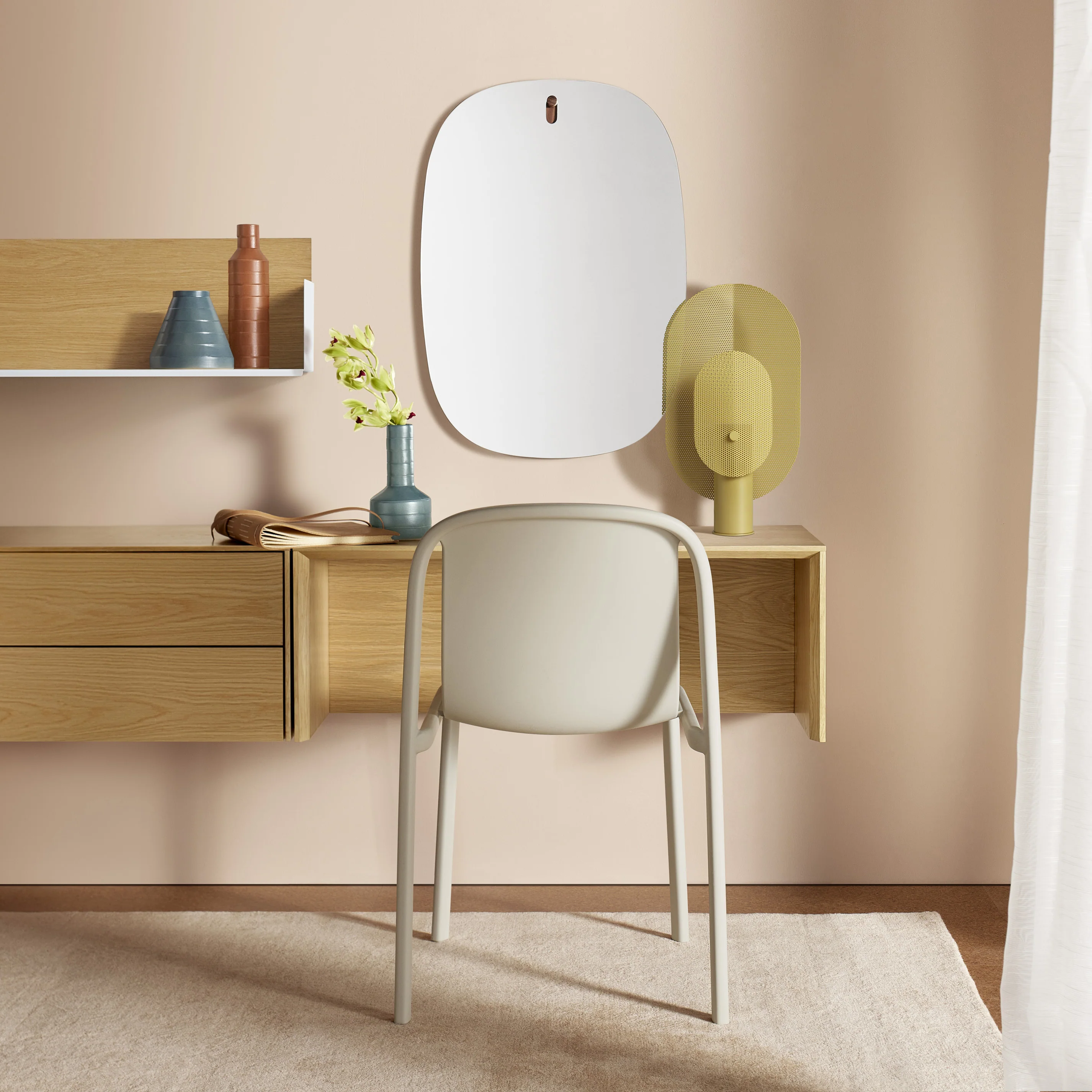Decade Chair - Image 40