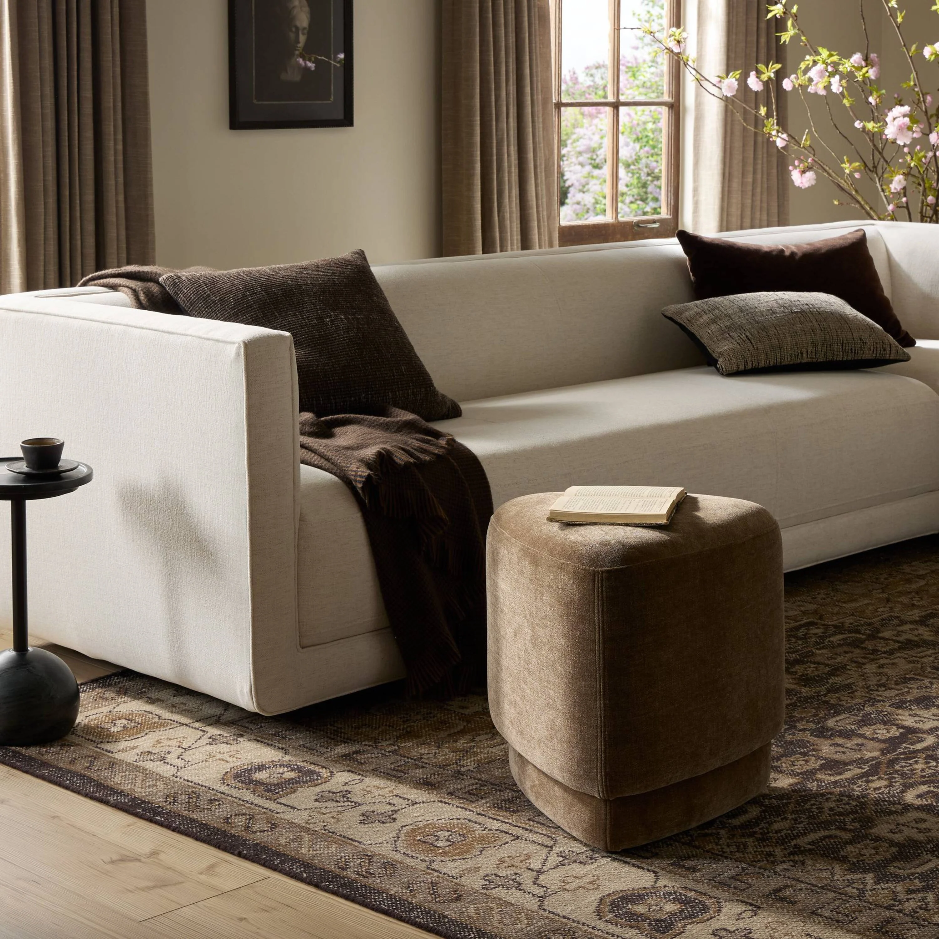 Deenie Ottoman - Image 2