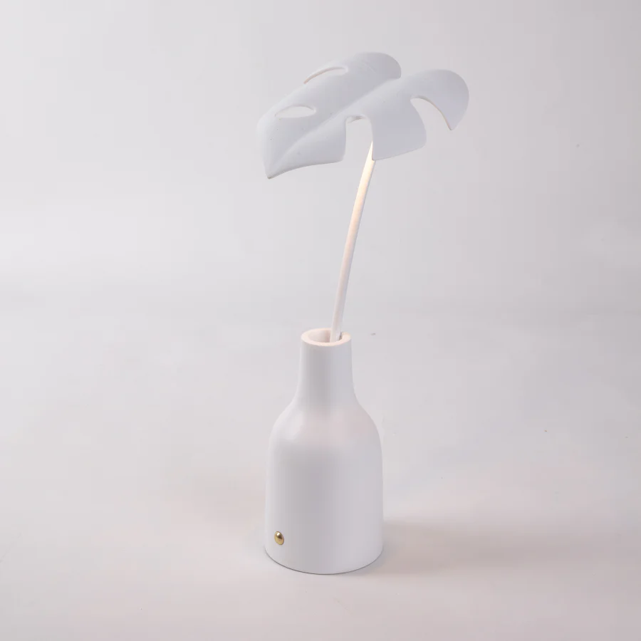 Delicio Portable Table Lamp - Image 3