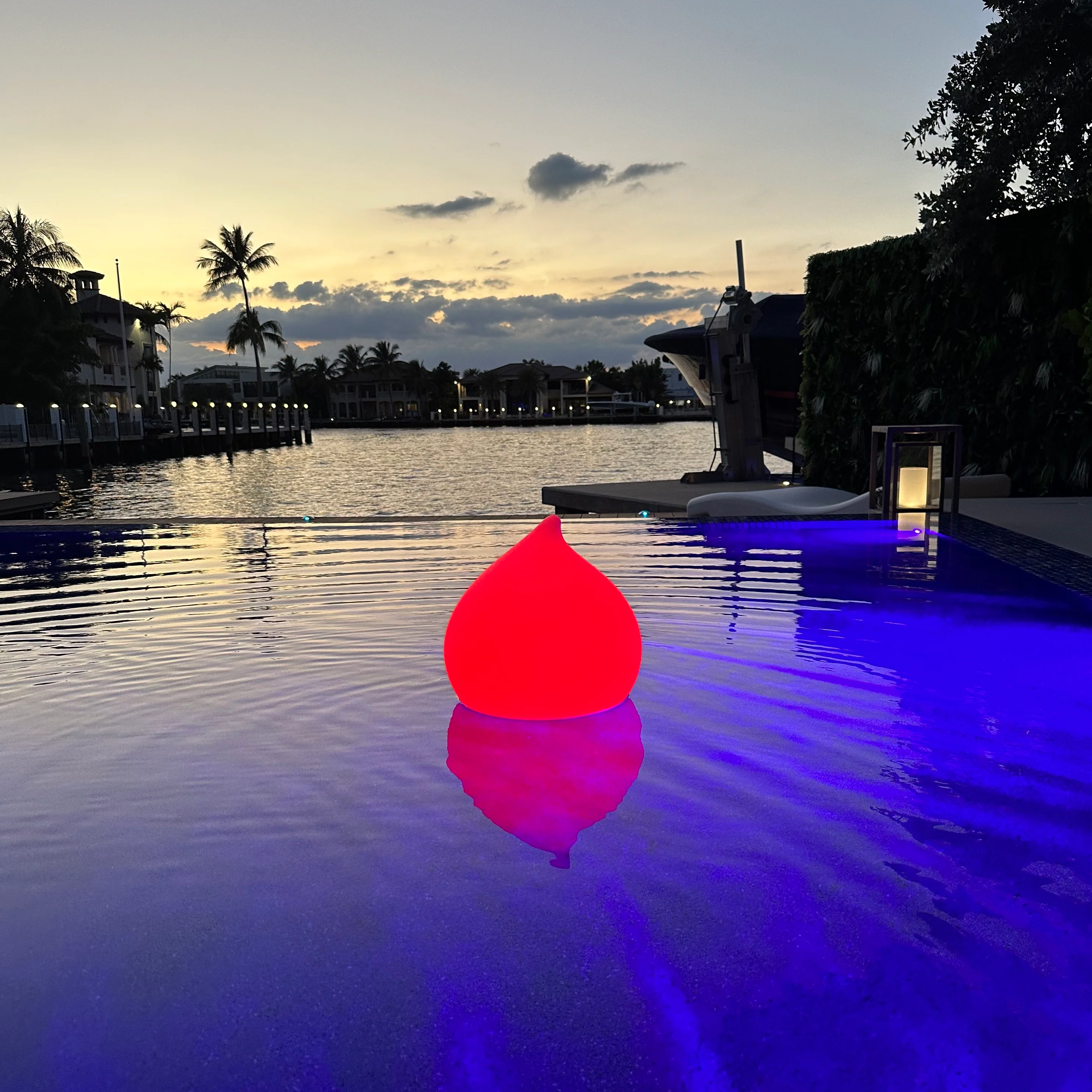 Dew Outdoor Bluetooth LED Table Lamp - Image 14