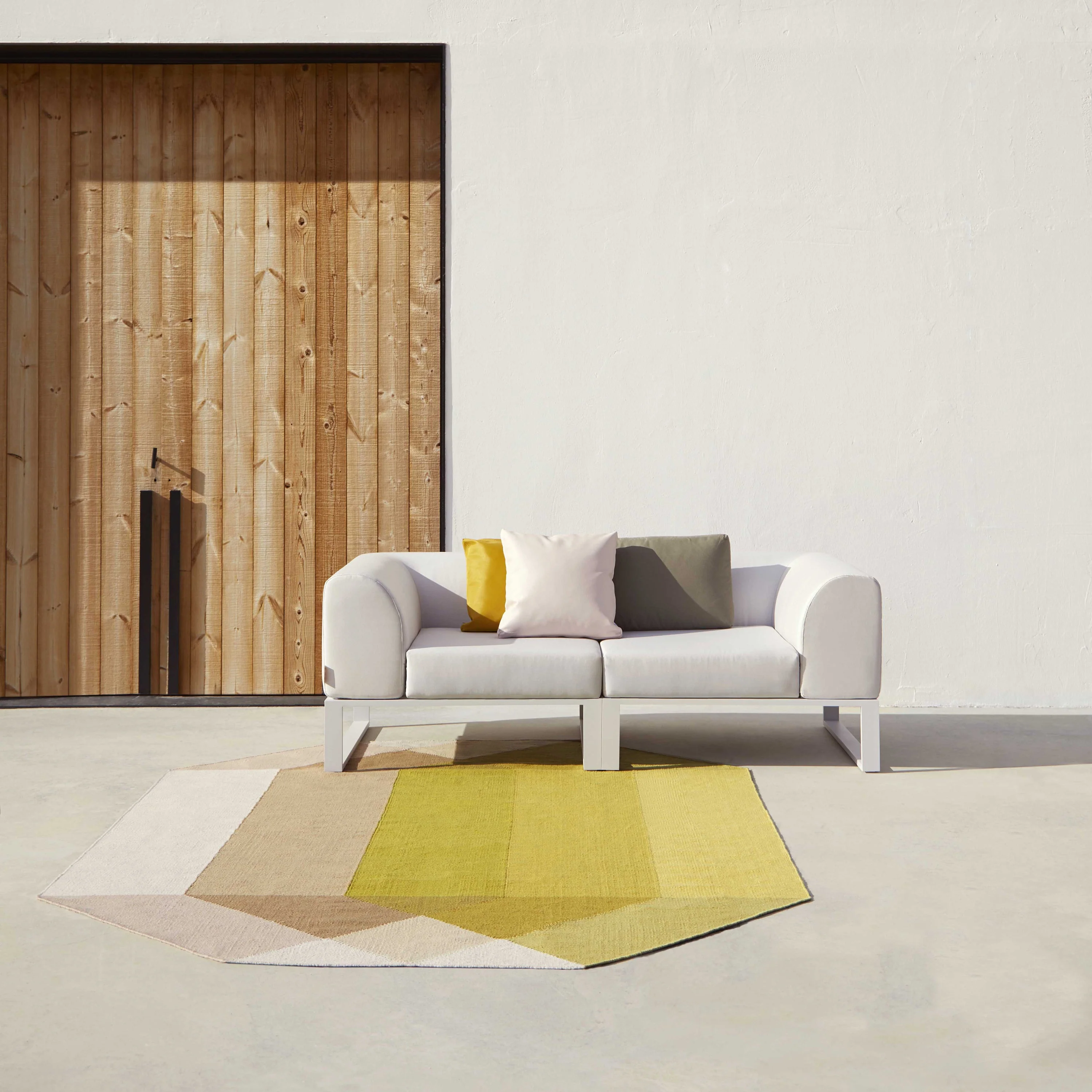 Diamond Outdoor Rug - Image 11