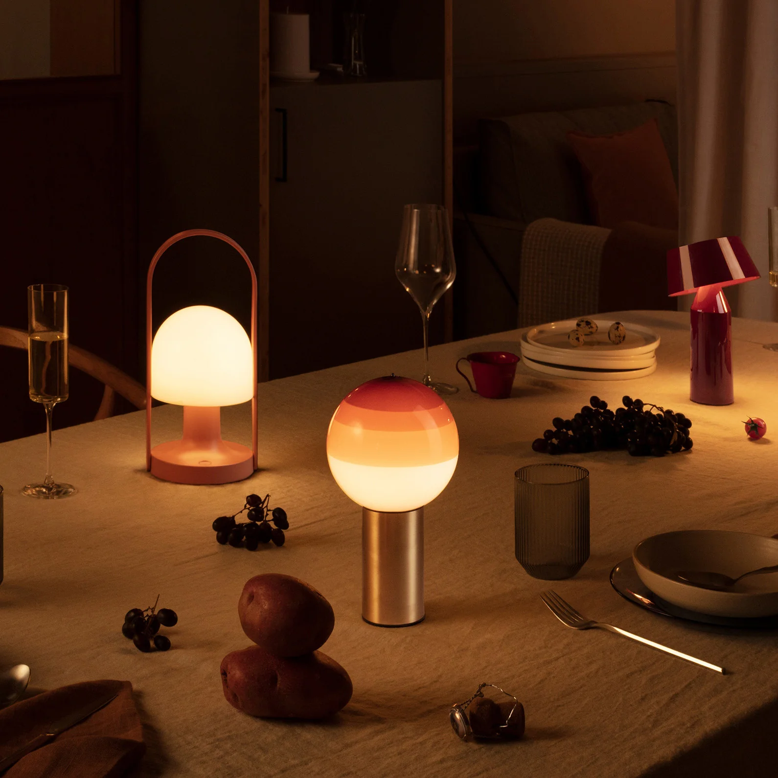Dipping Light LED Portable Table Lamp - Image 6