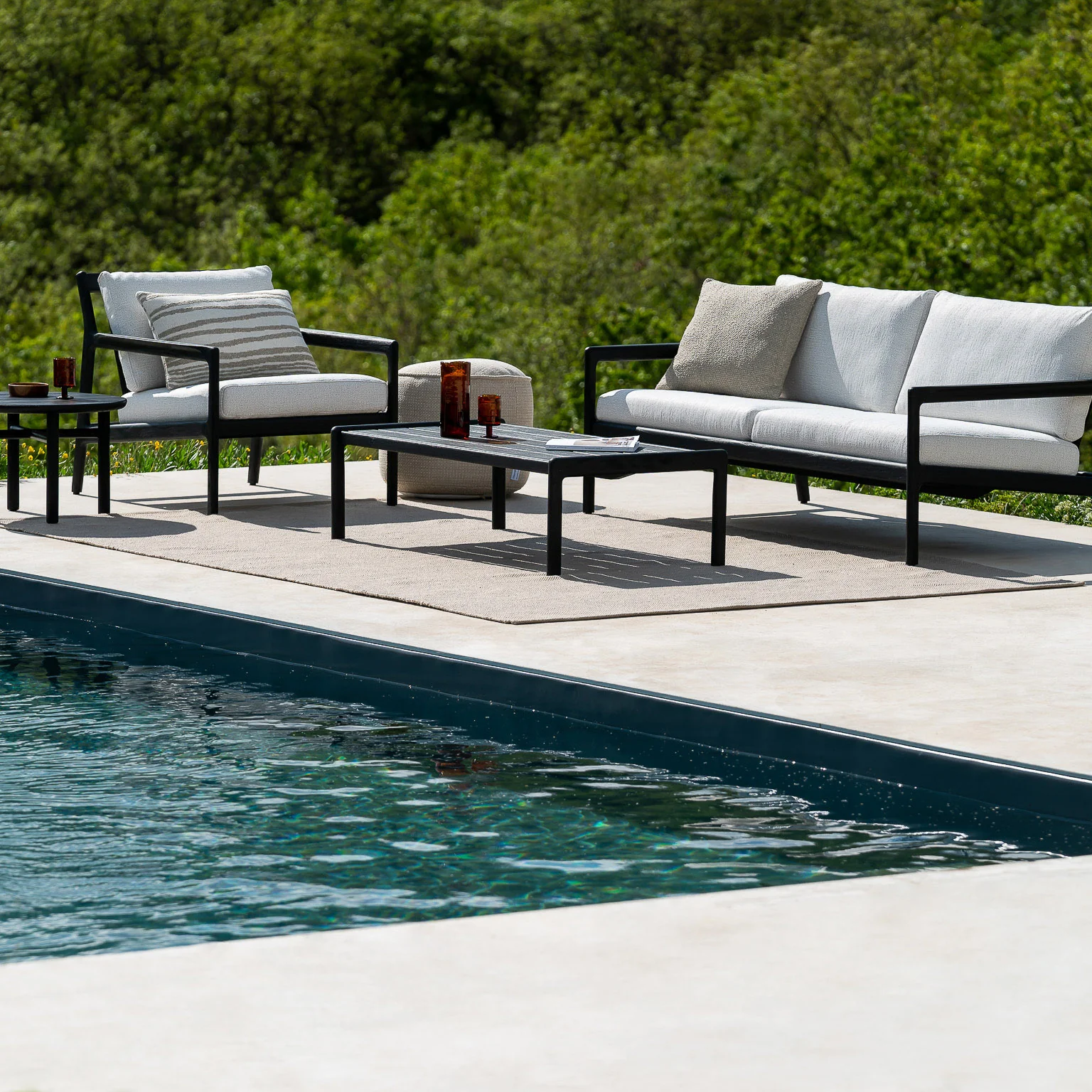 Donut Outdoor Pouf - Image 6